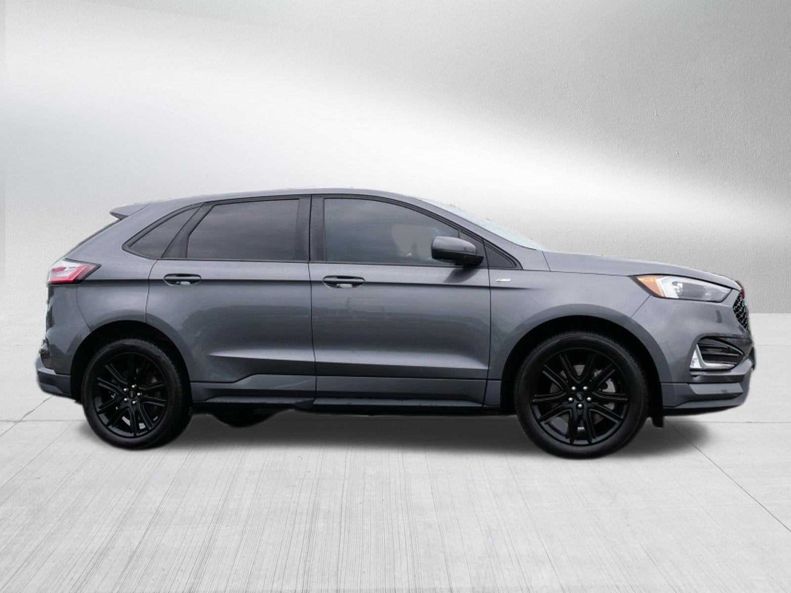 2023 Ford Edge Base