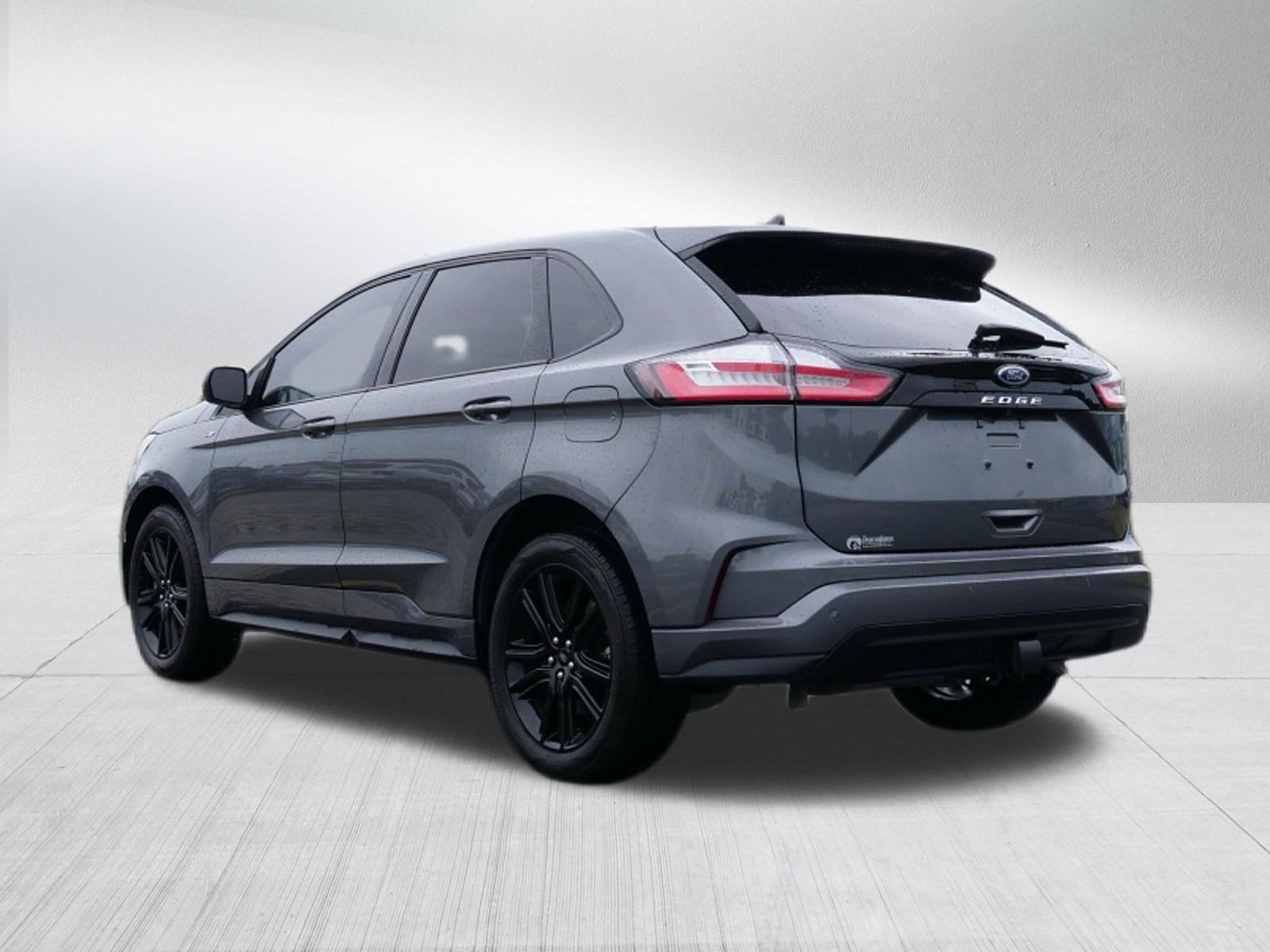 2023 Ford Edge Base
