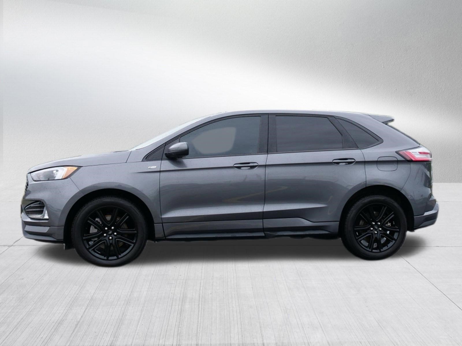 2023 Ford Edge Base