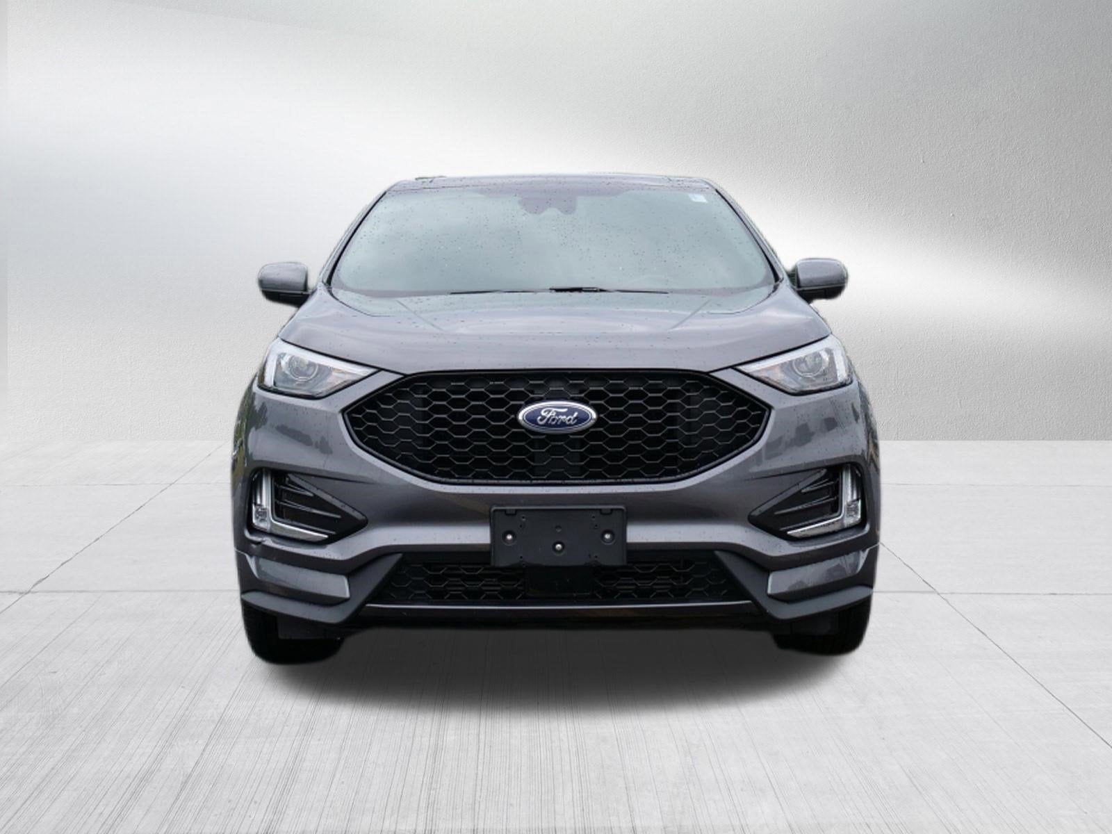 2023 Ford Edge Base