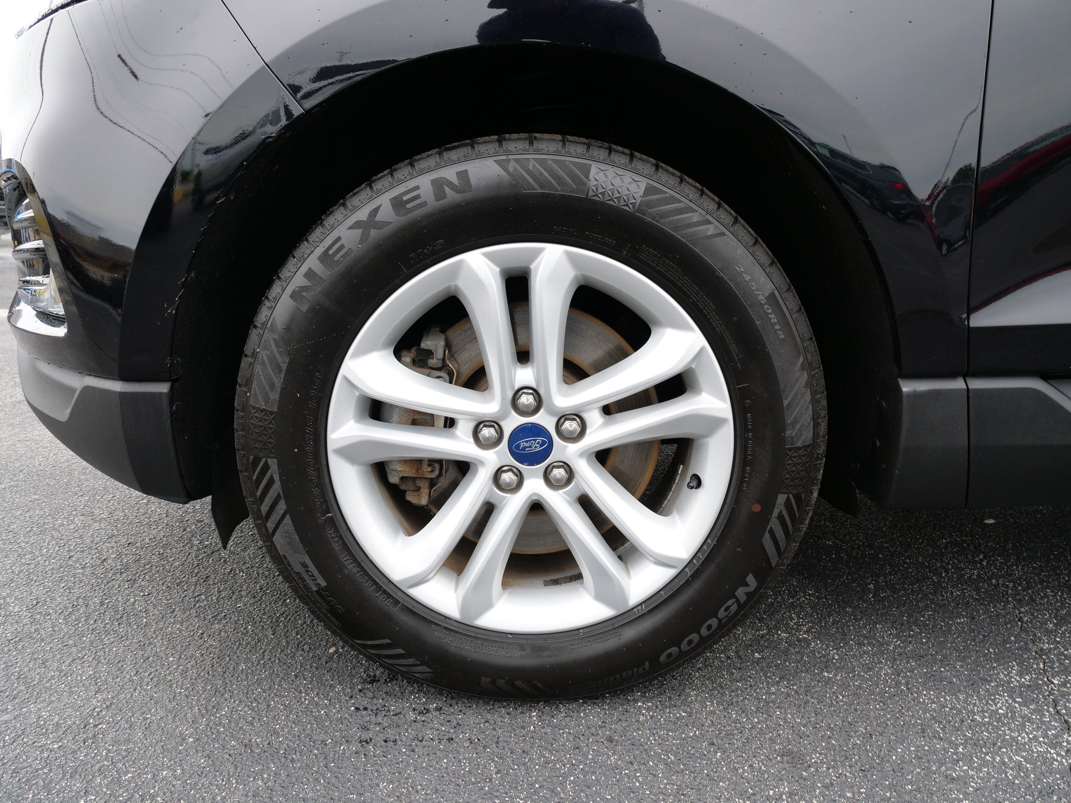2020 Ford Edge Base