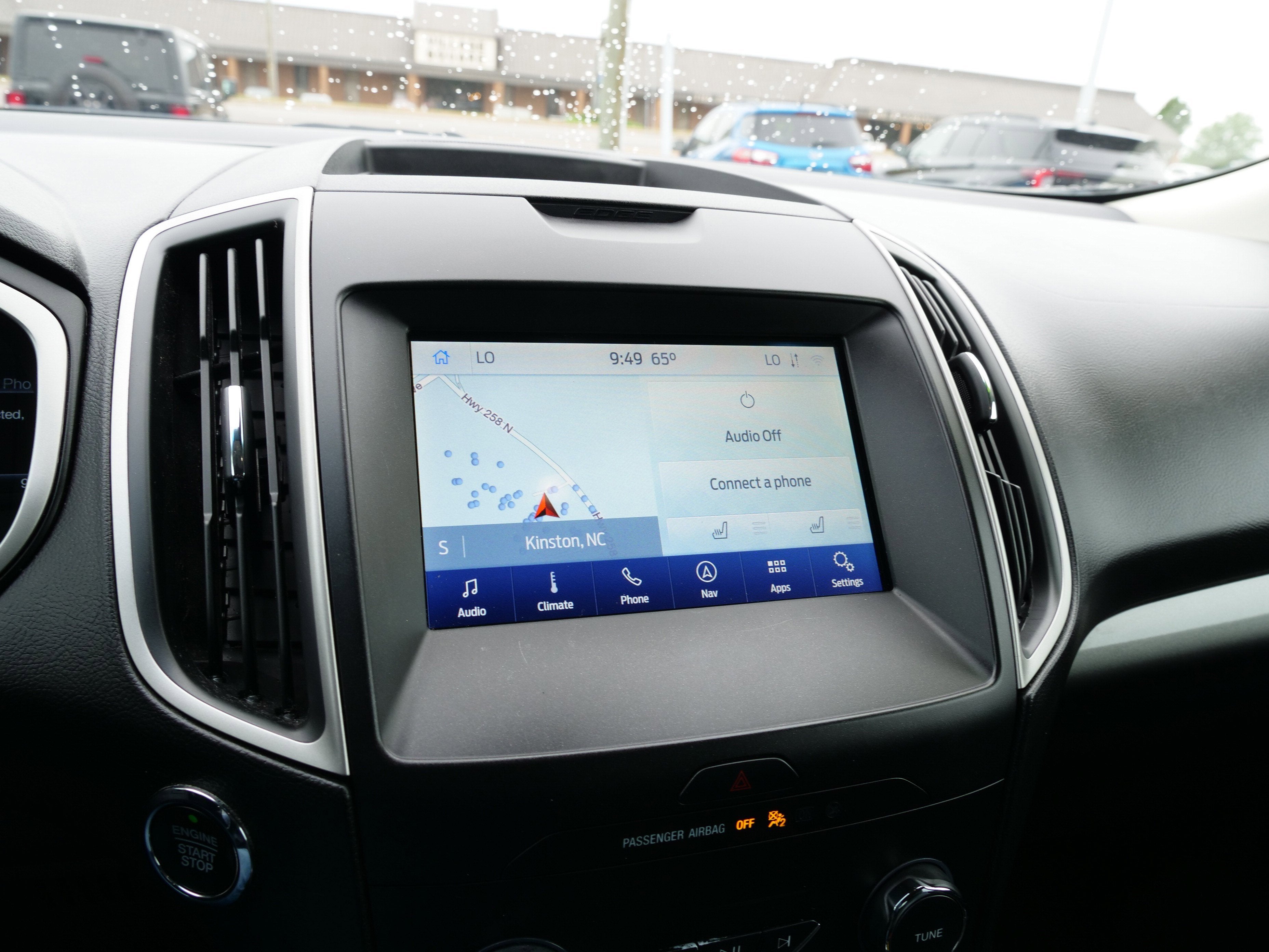 2020 Ford Edge Base