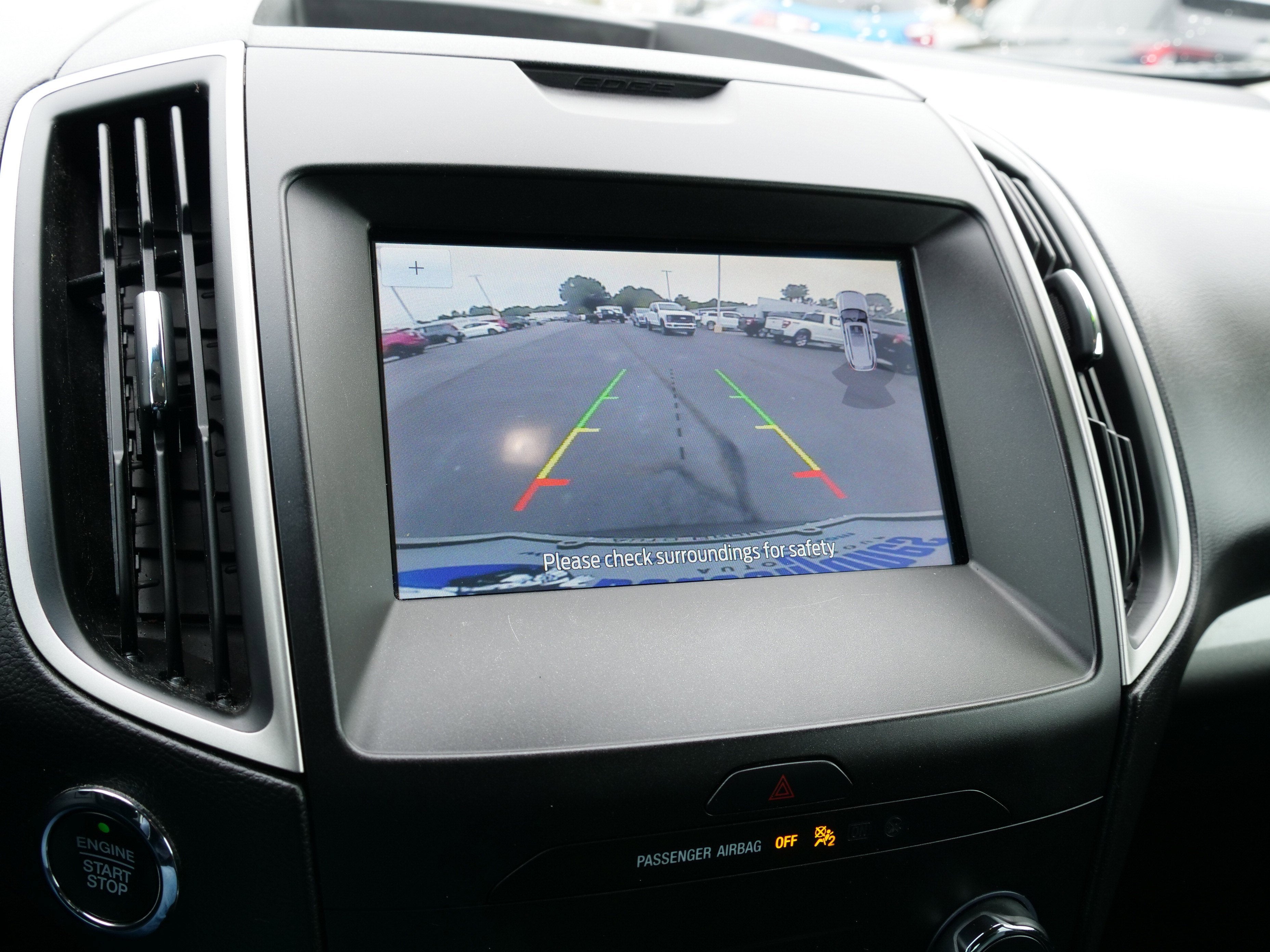 2020 Ford Edge Base