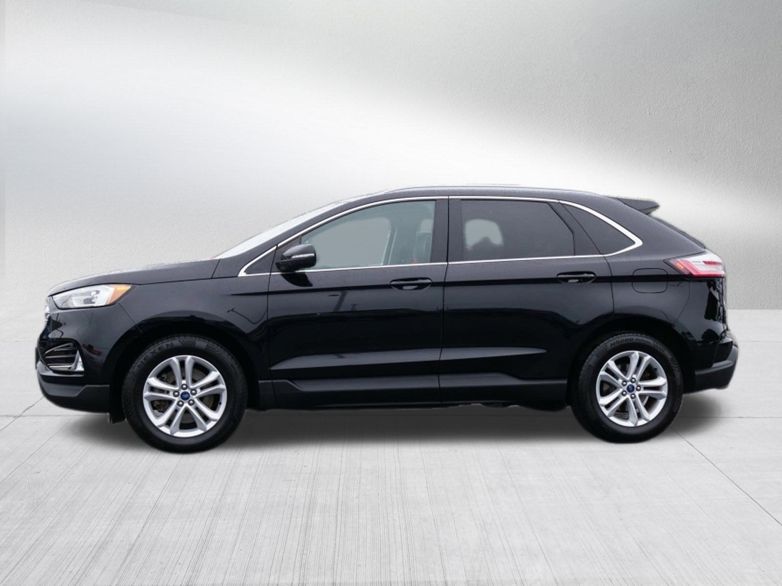 2020 Ford Edge Base
