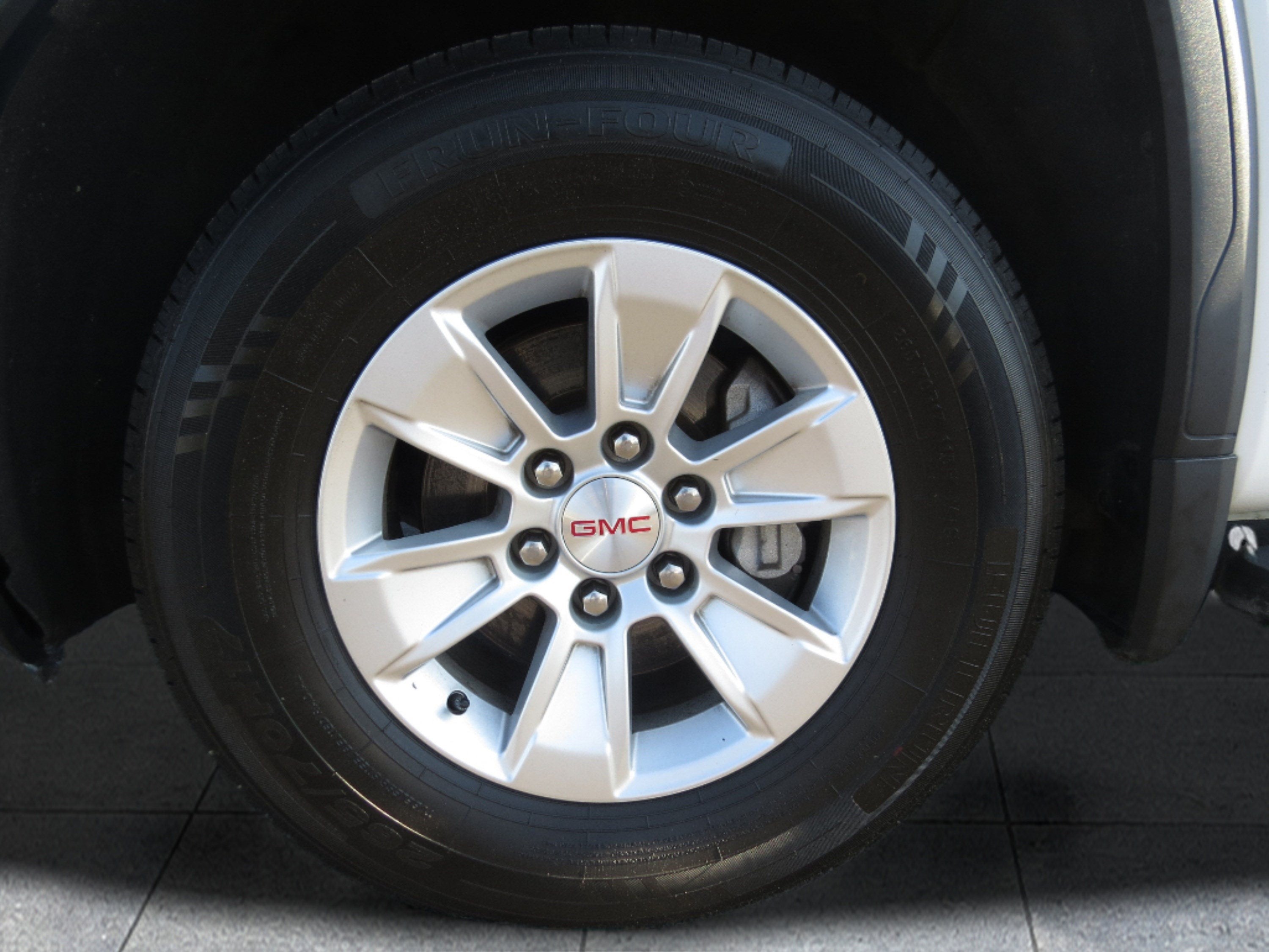 2020 GMC Sierra 1500 SLE