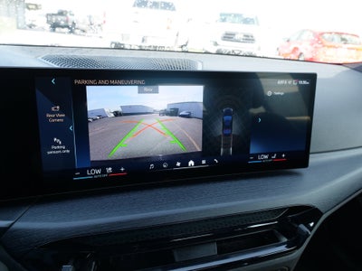 2025 BMW 3 Series 330i