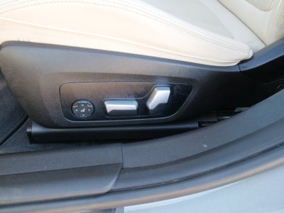 2023 BMW 3 Series 330i