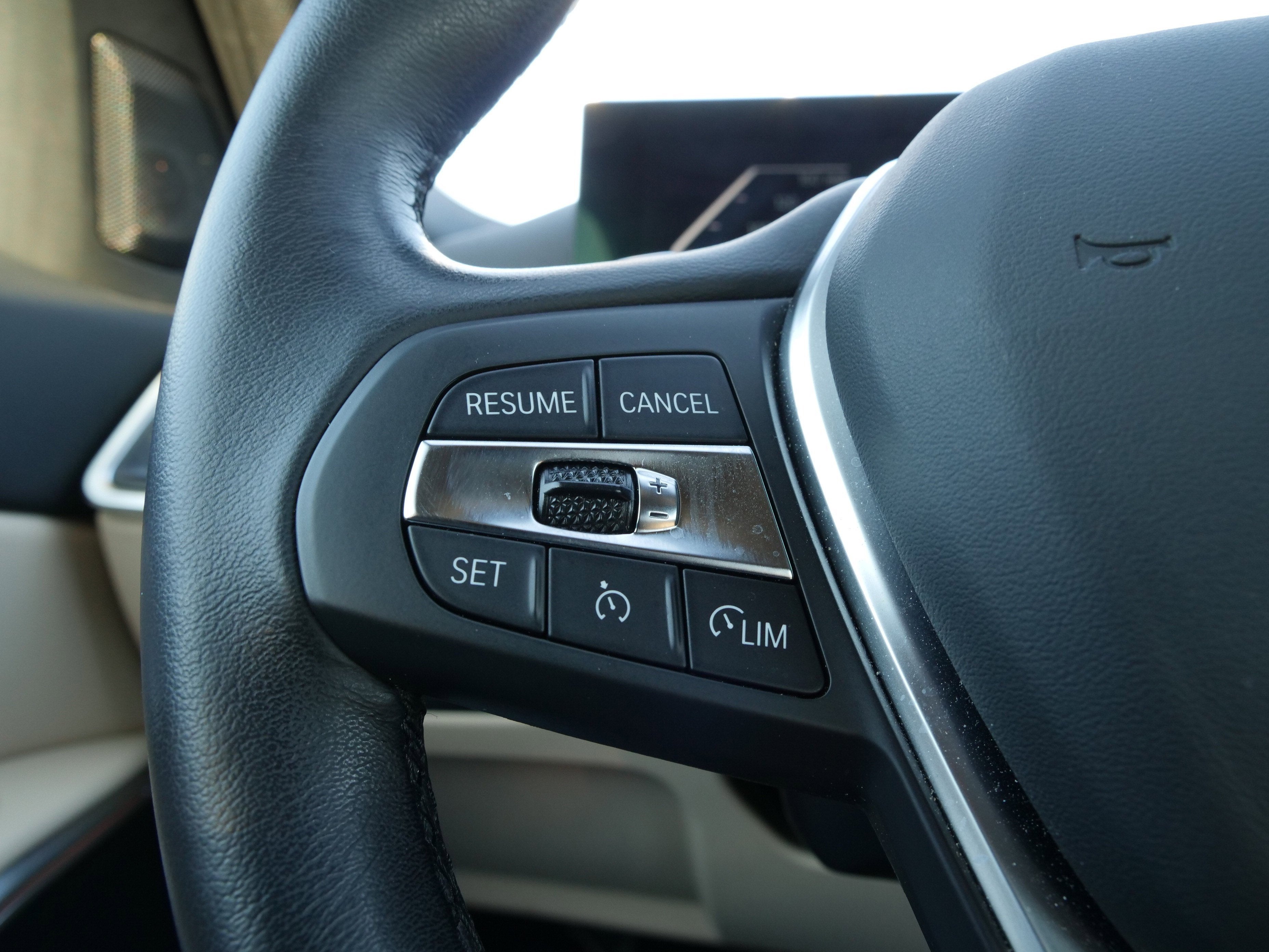 2023 BMW 3 Series 330i