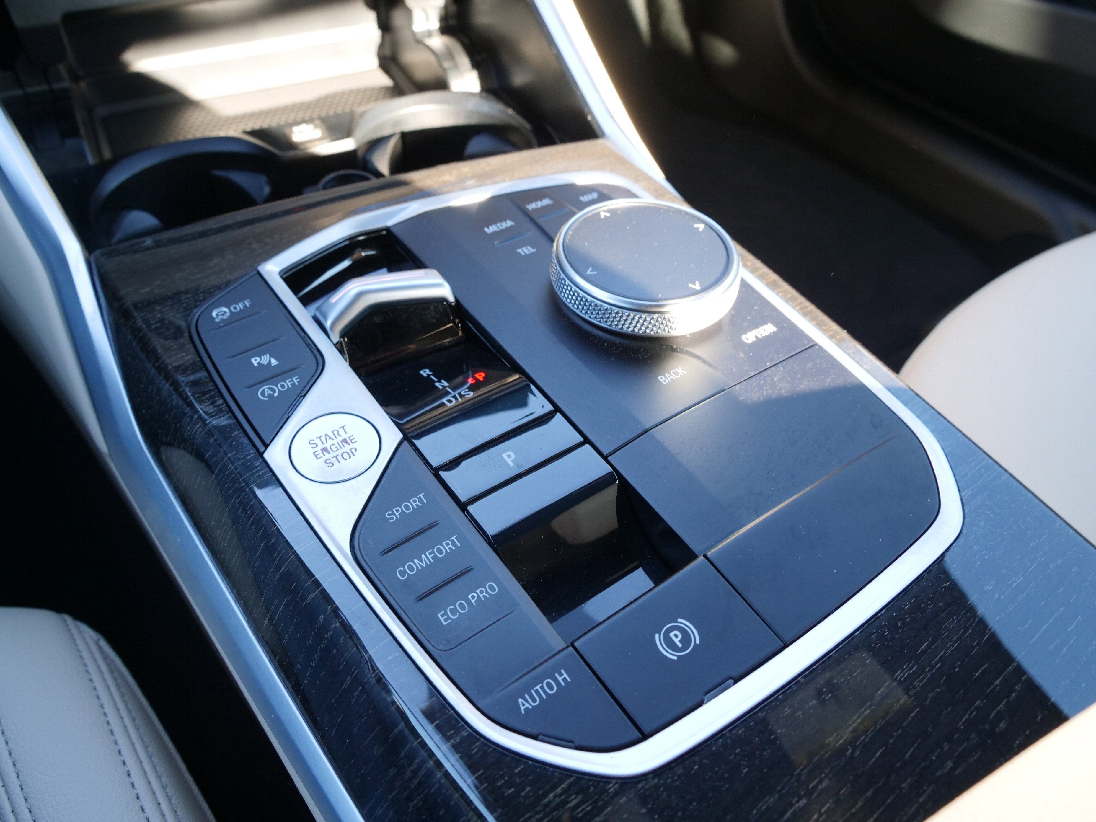 2023 BMW 3 Series 330i