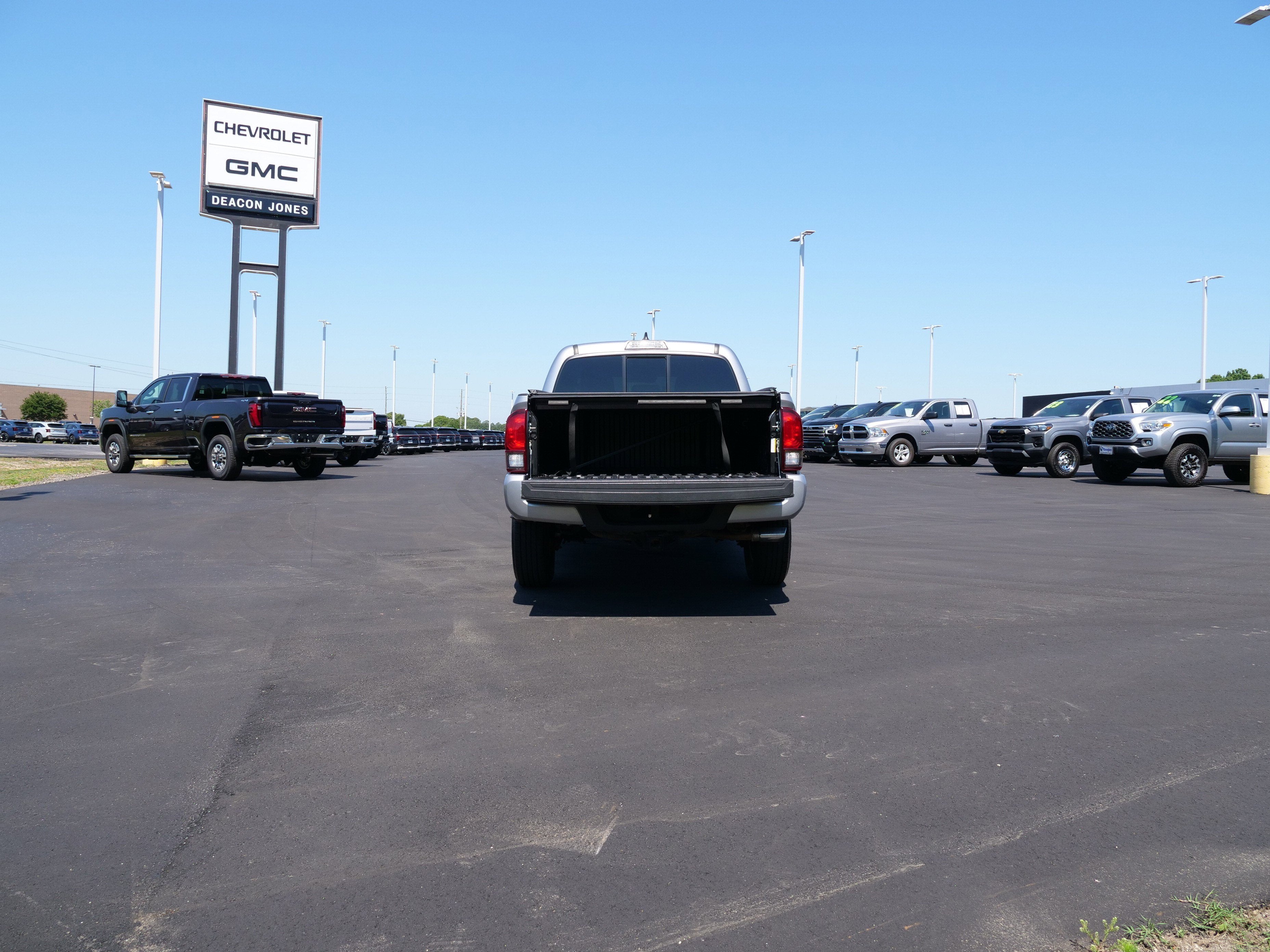 2019 Toyota Tacoma 4WD SR