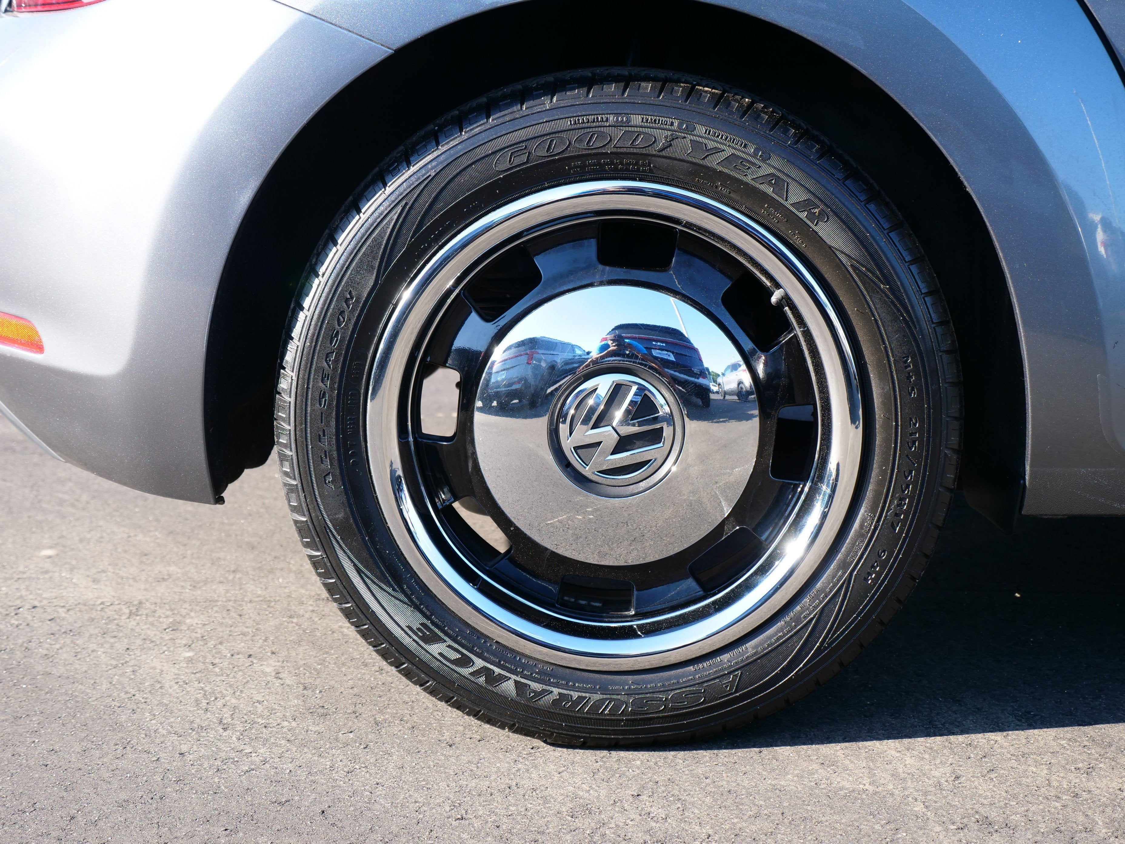 2012 Volkswagen Beetle 2.5L PZEV