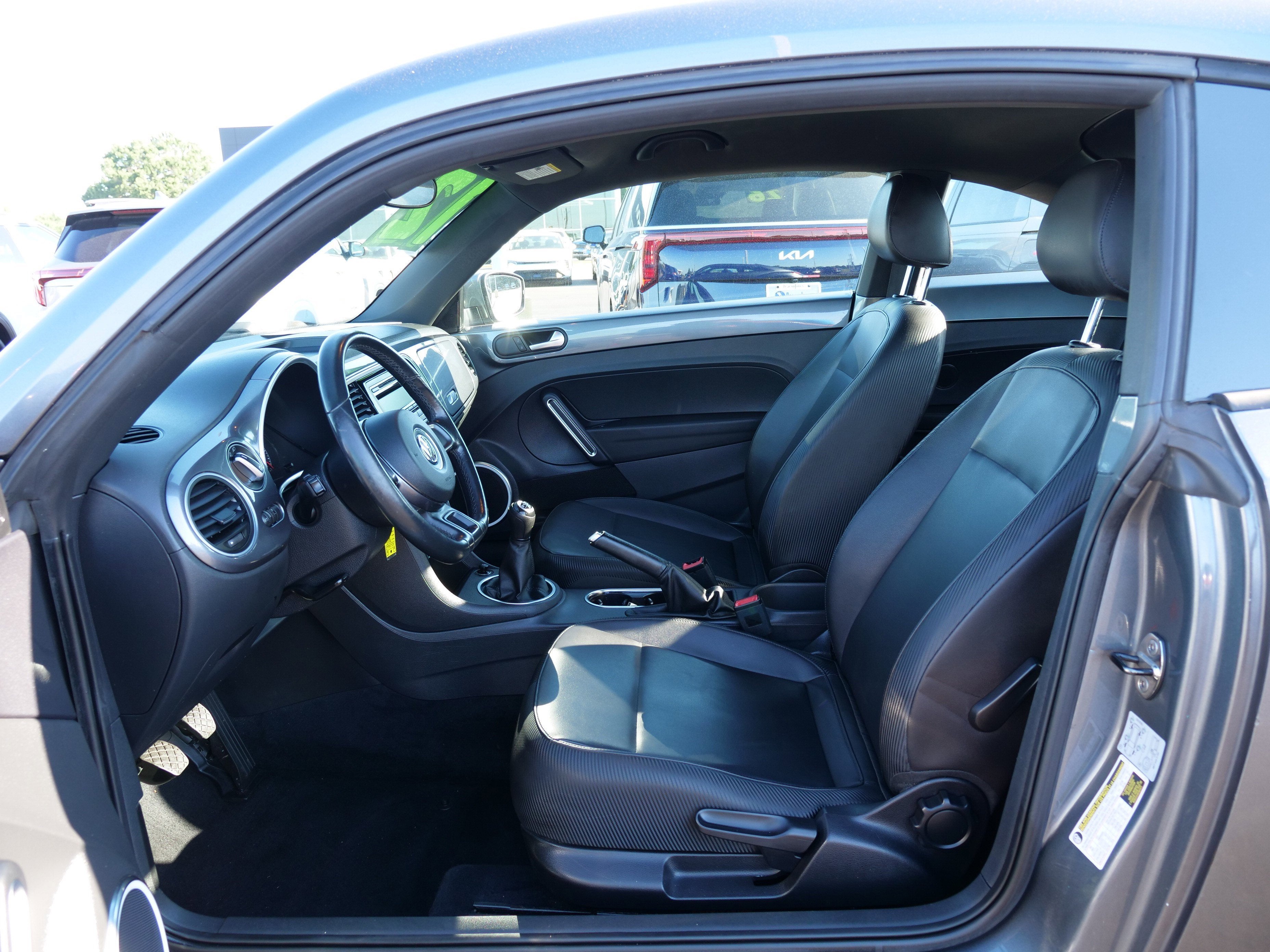 2012 Volkswagen Beetle 2.5L PZEV