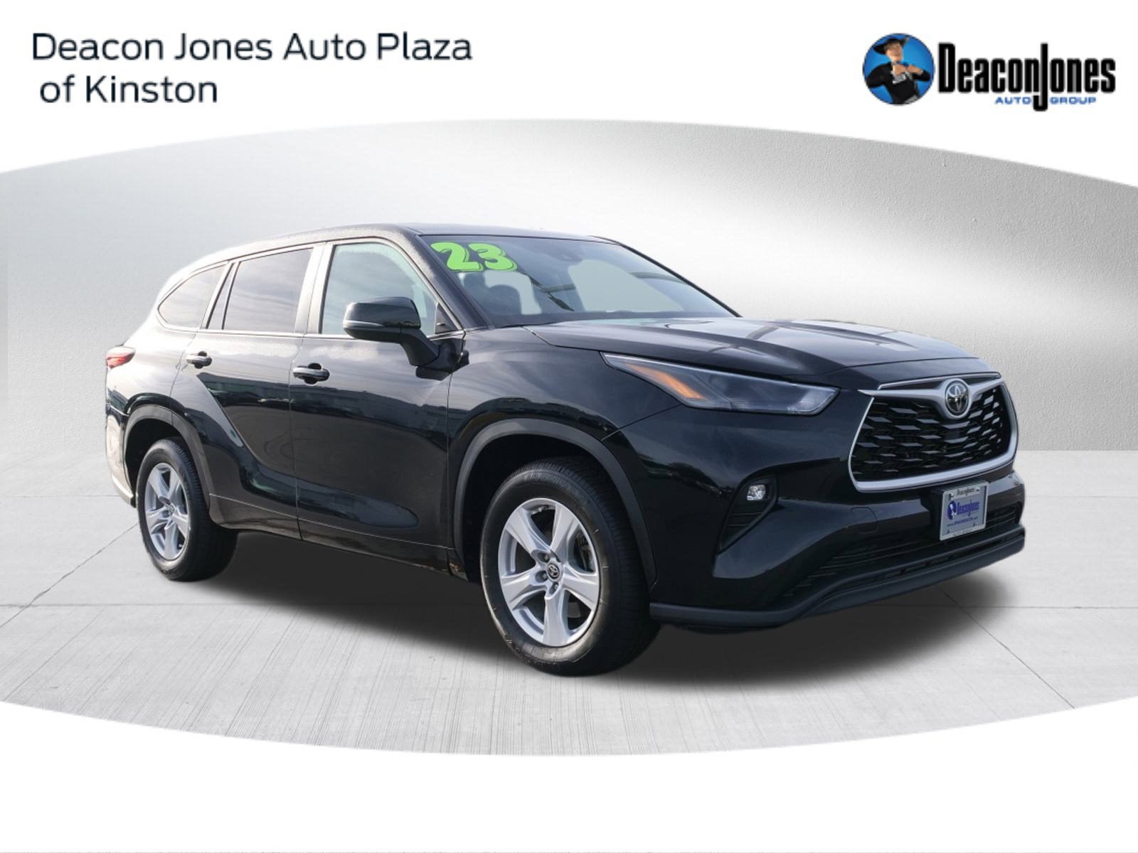 2023 Toyota Highlander Base