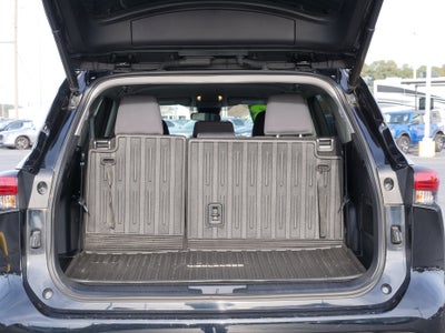 2023 Toyota Highlander Base