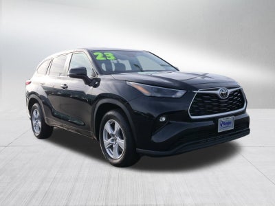2023 Toyota Highlander Base