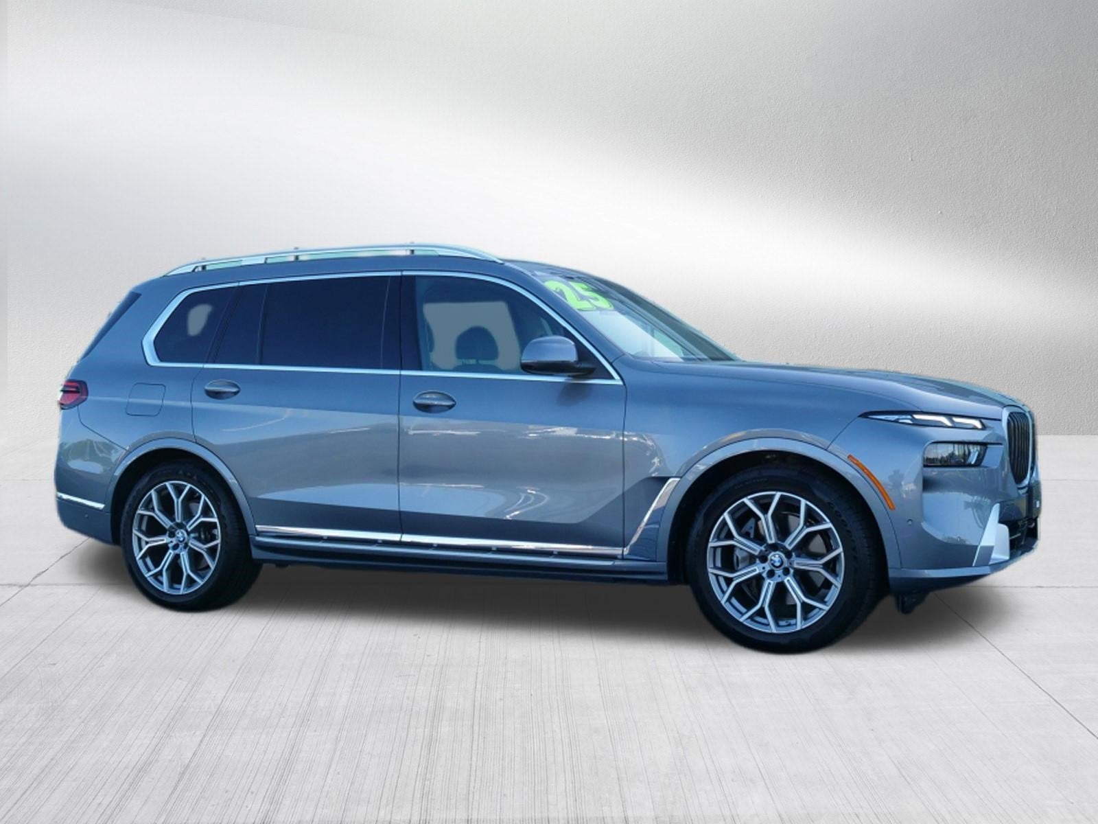 2025 BMW X7 xDrive40i