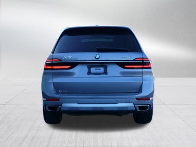 2025 BMW X7 xDrive40i