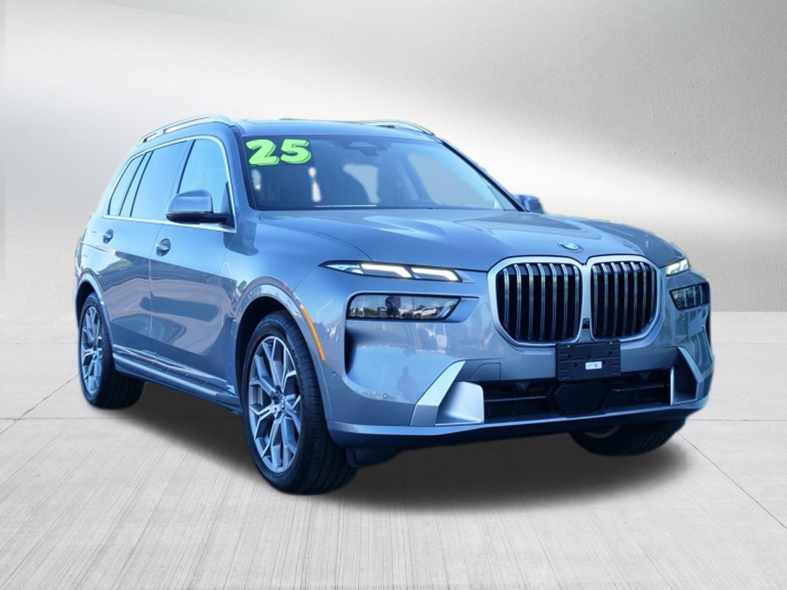 2025 BMW X7 xDrive40i