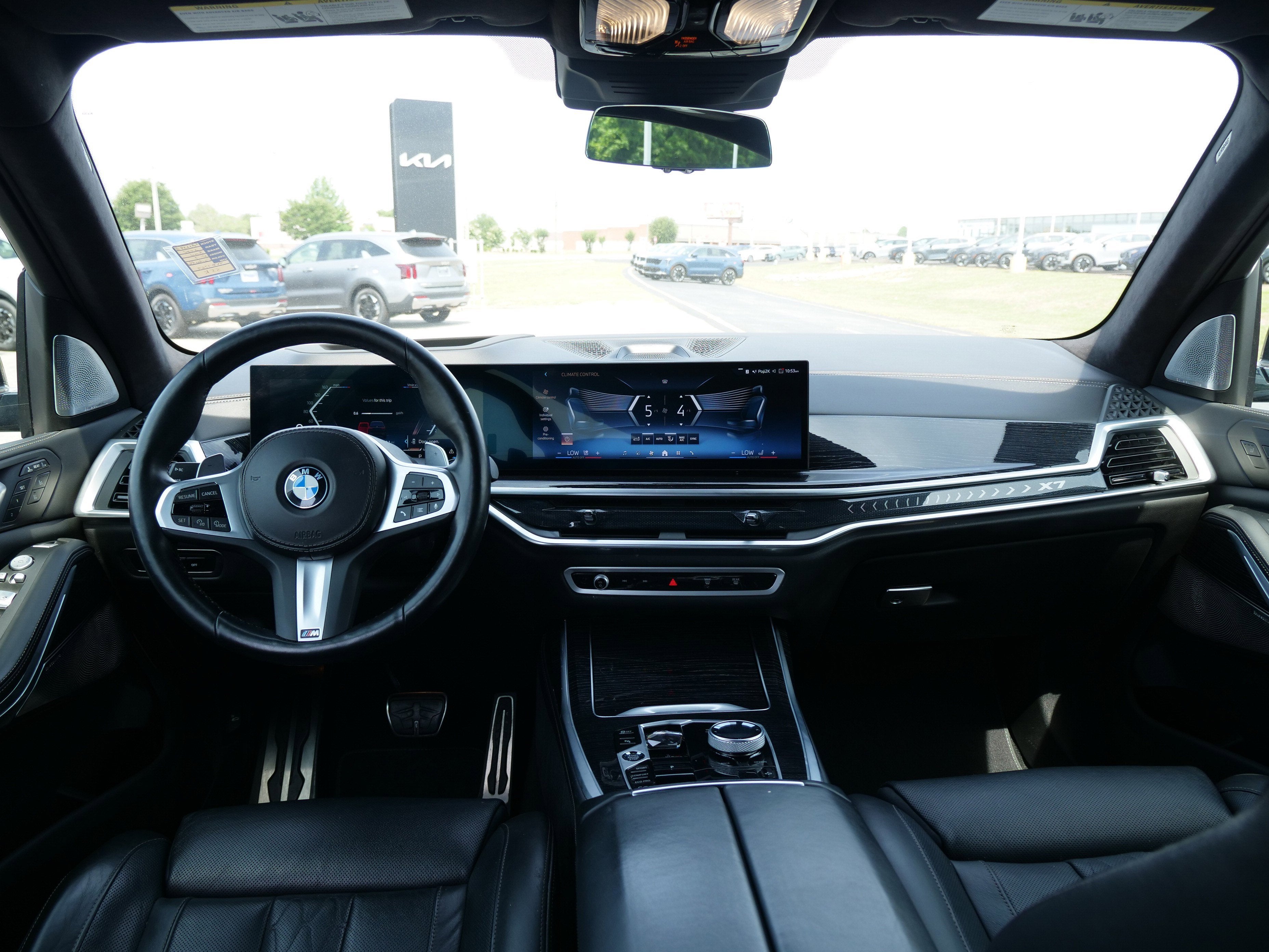 2024 BMW X7 xDrive40i