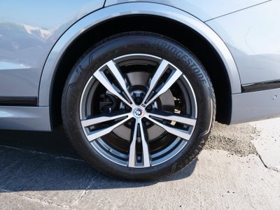 2023 BMW X7 M60i