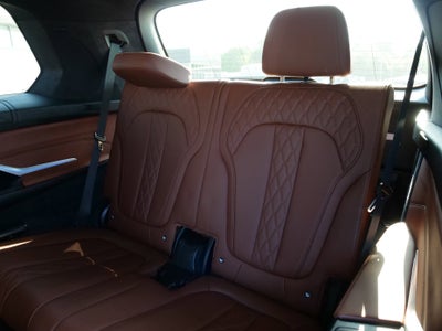 2023 BMW X7 M60i