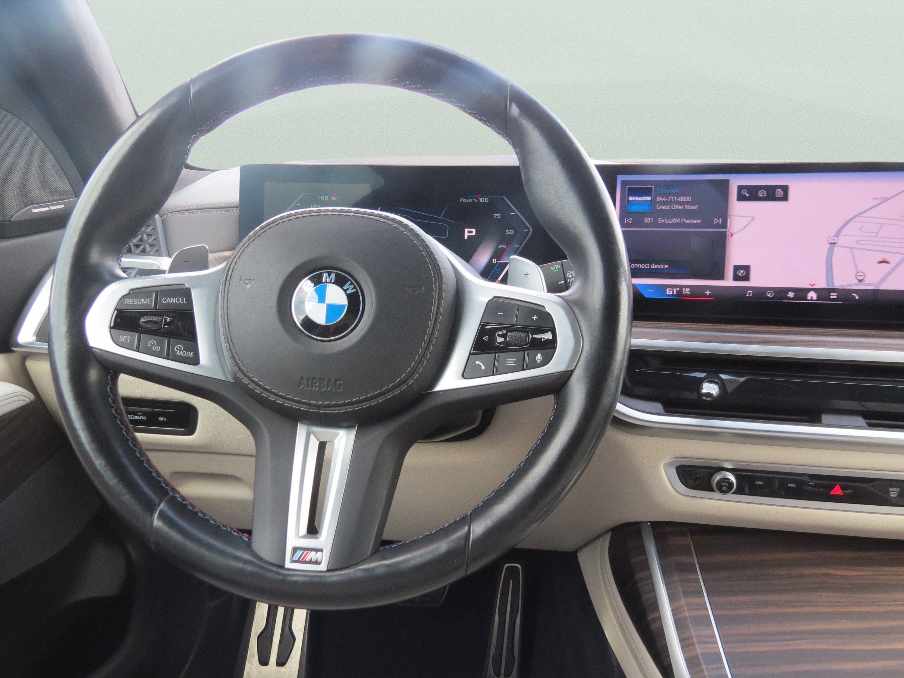 2025 BMW X7 M60i