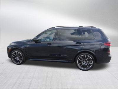 2025 BMW X7 M60i