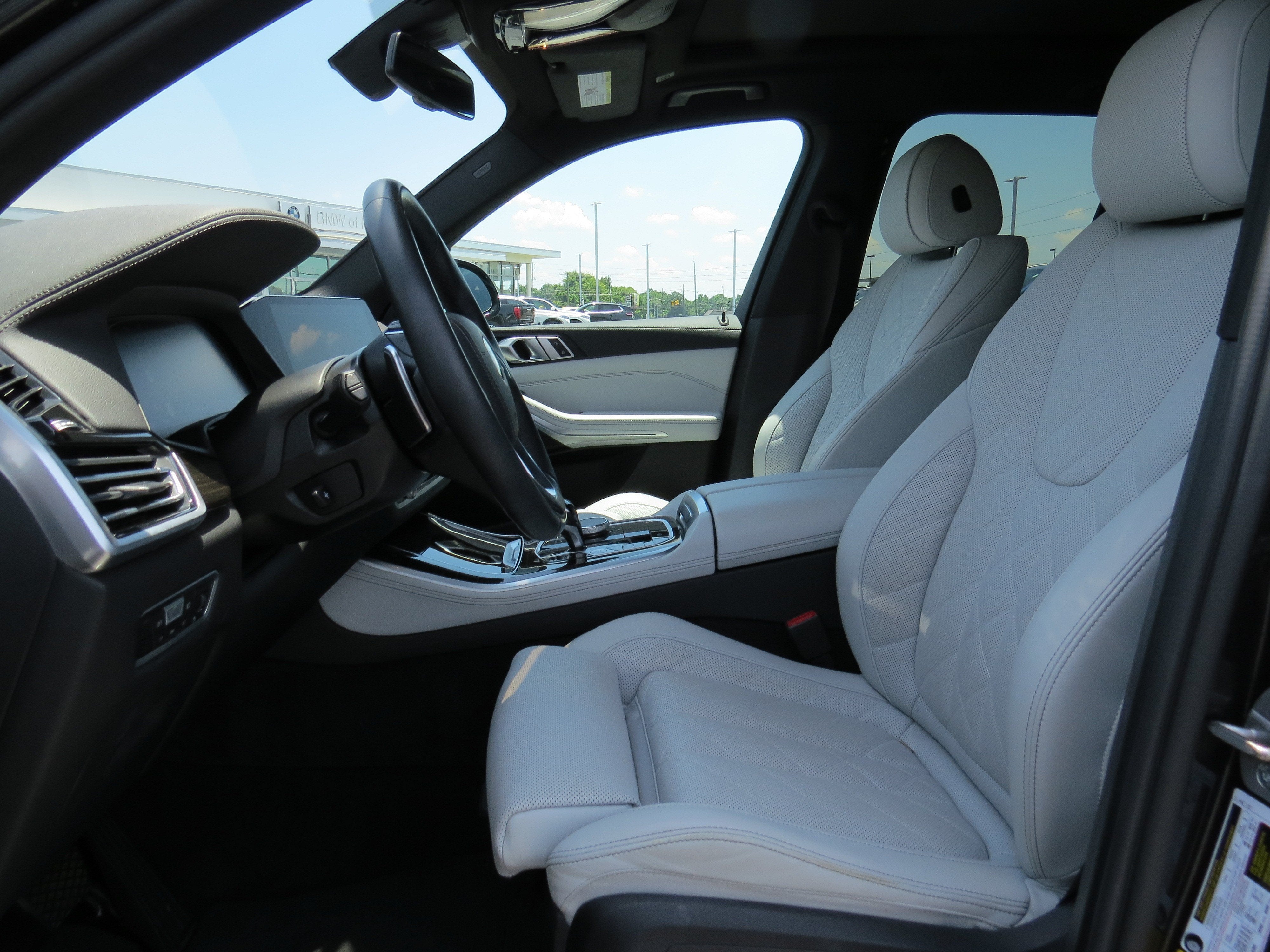 2023 BMW X5 sDrive40i