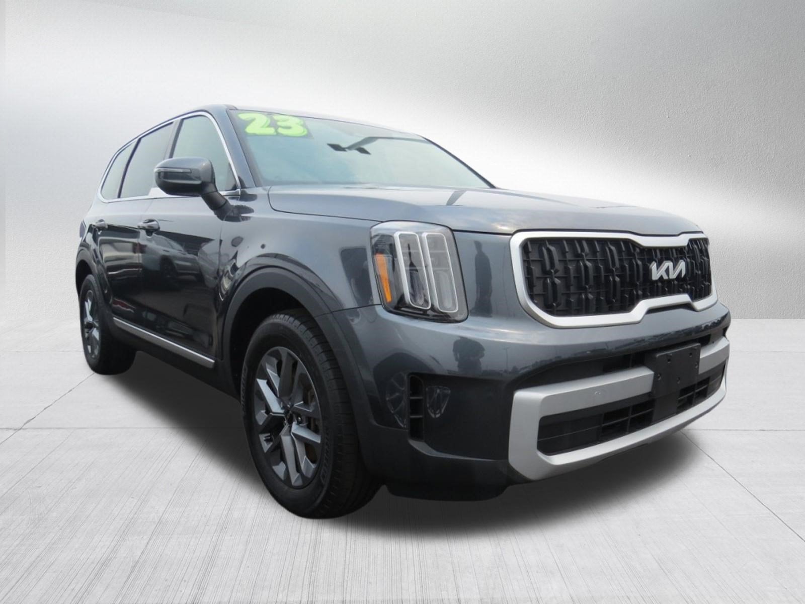 2023 Kia Telluride LX