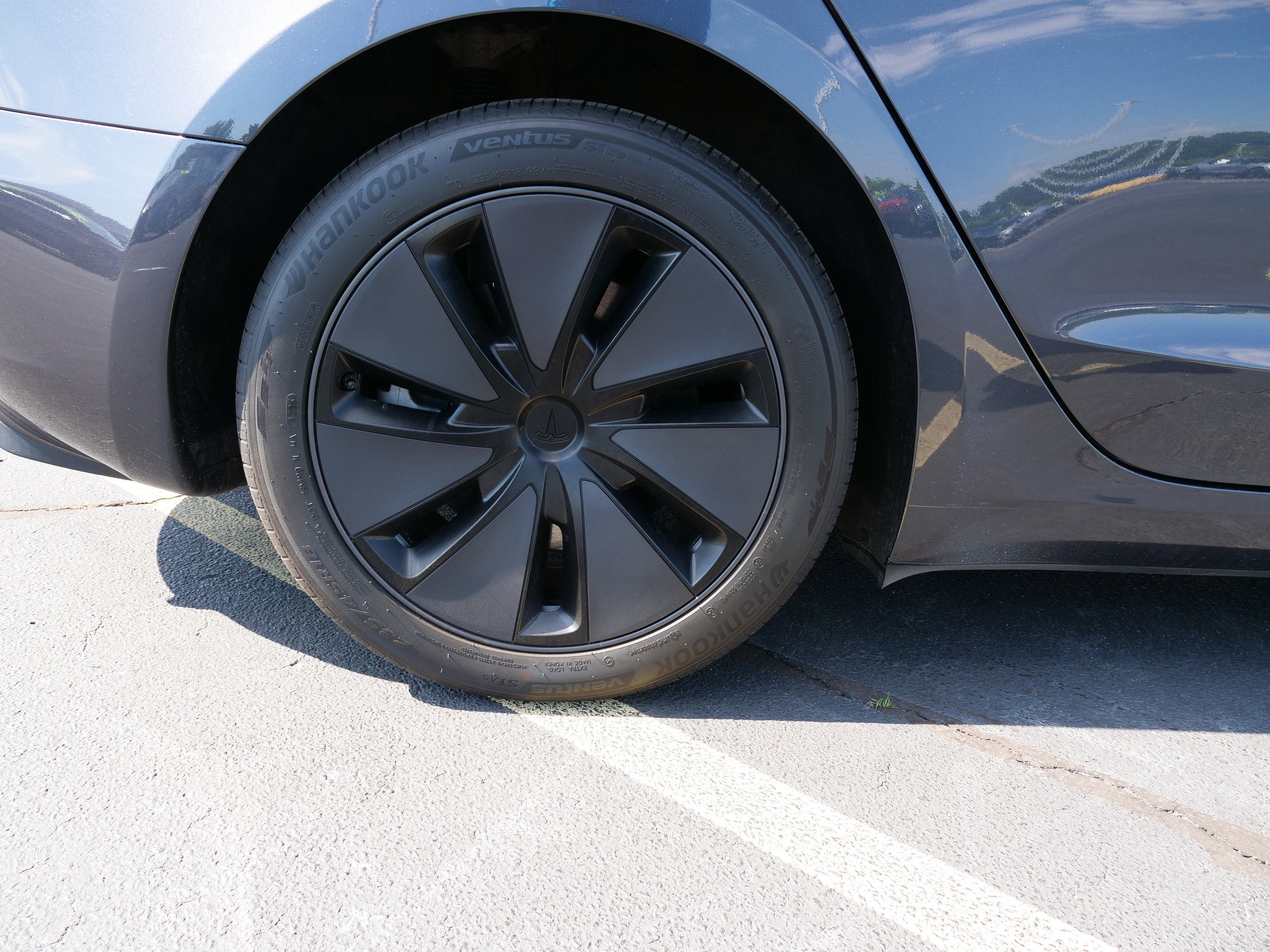2025 Tesla Model 3 Standard