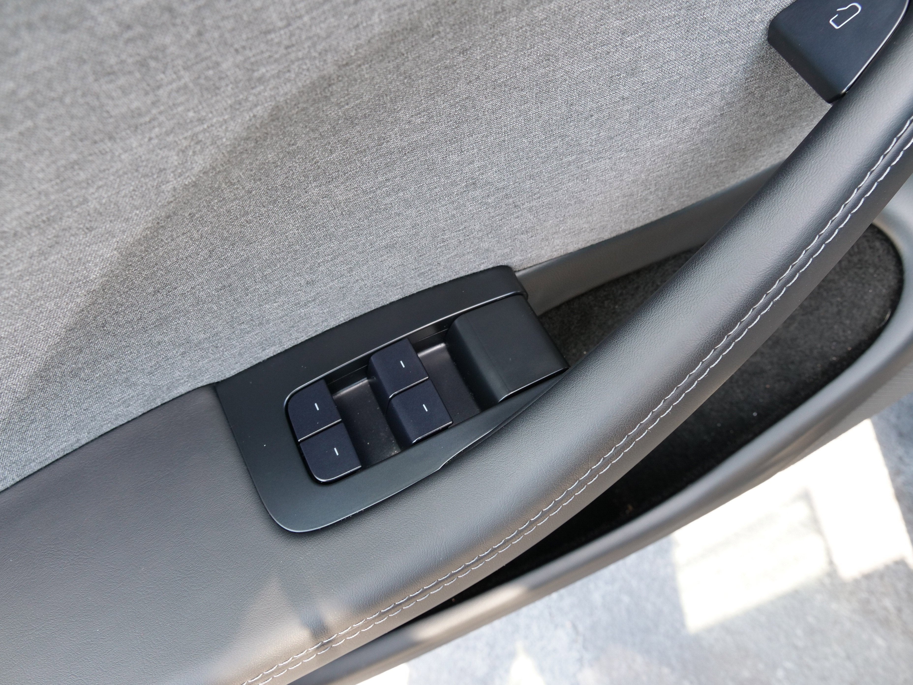2025 Tesla Model 3 Standard