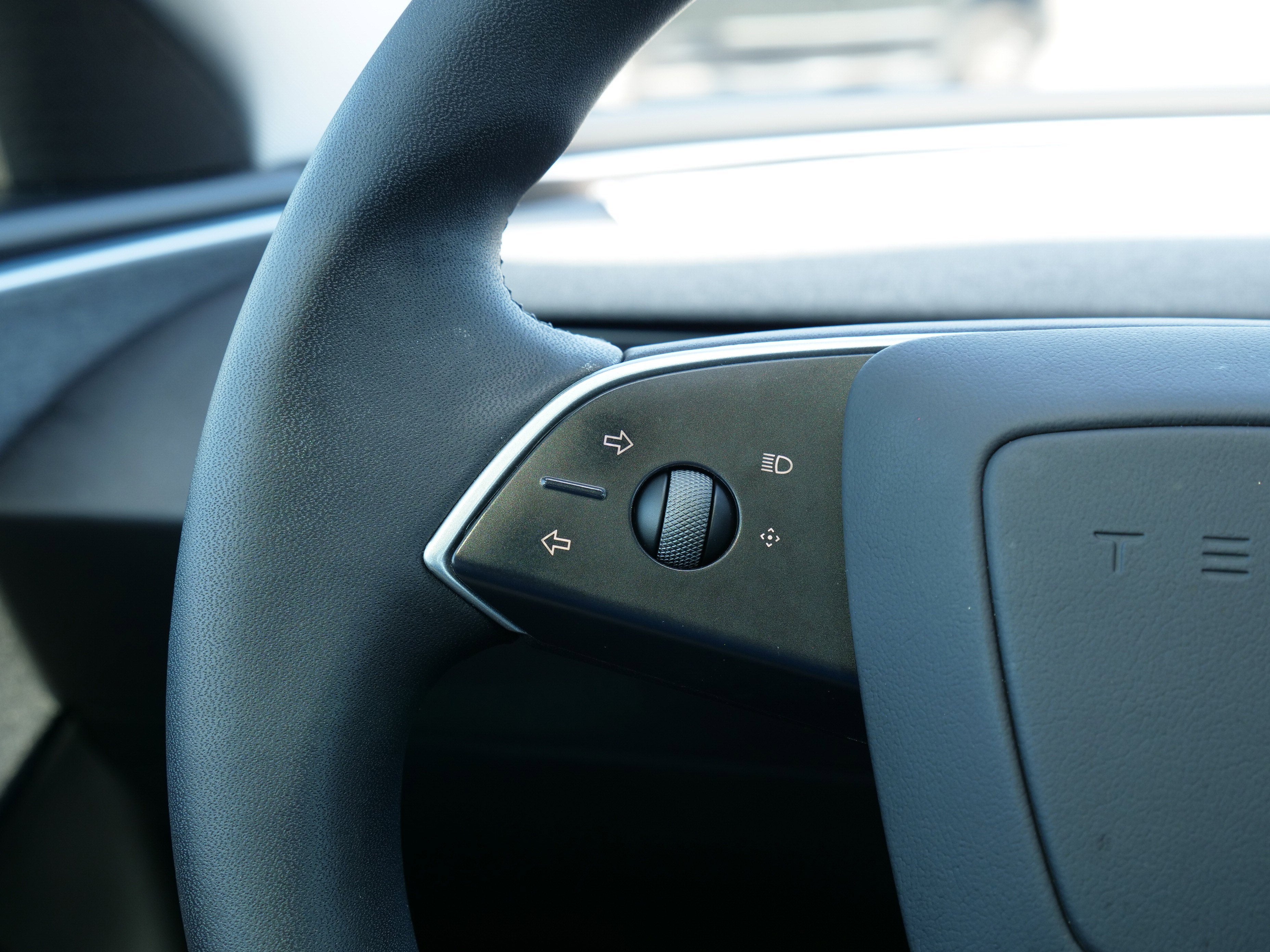 2025 Tesla Model 3 Standard