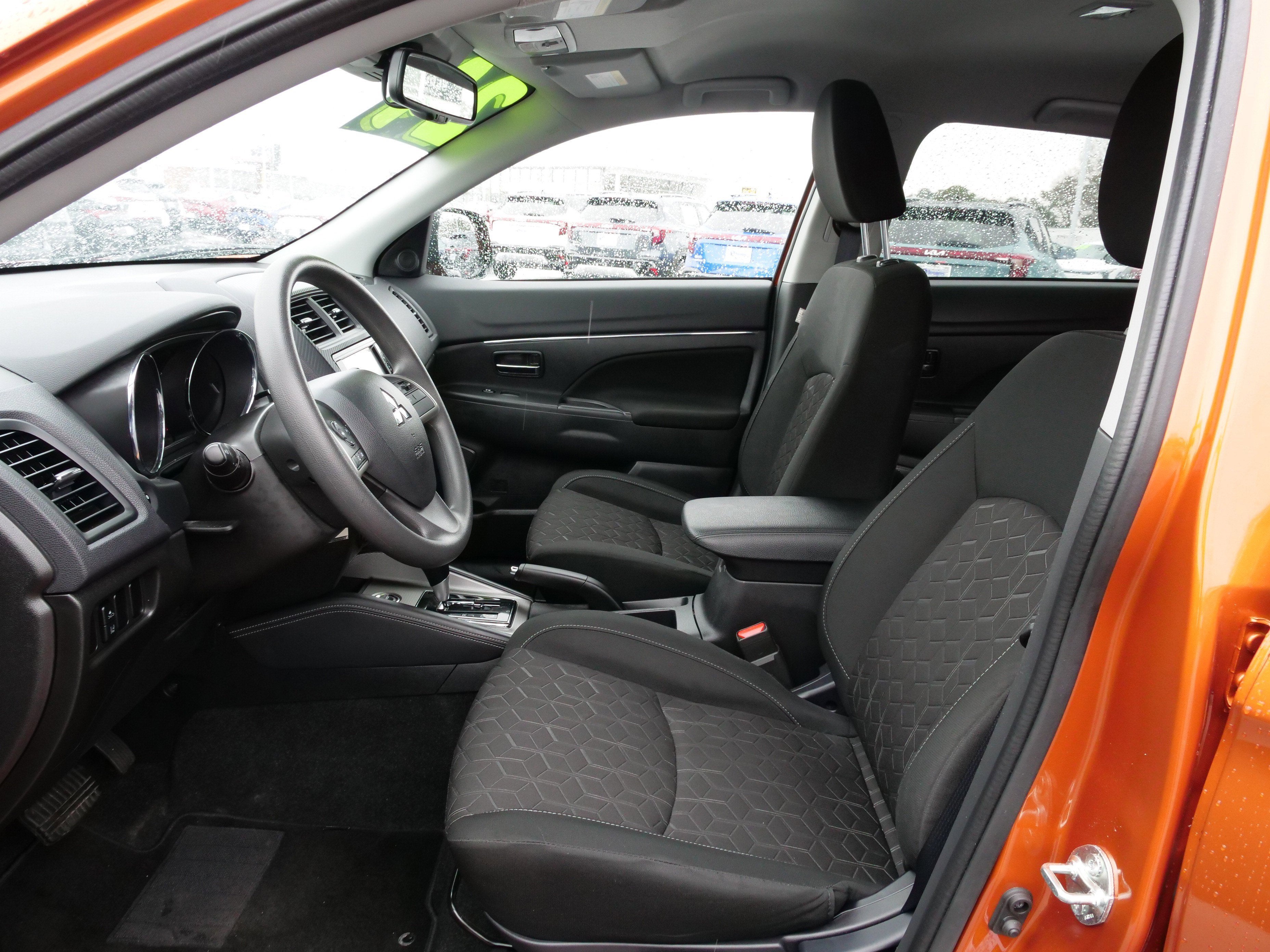 2024 Mitsubishi Outlander Sport S