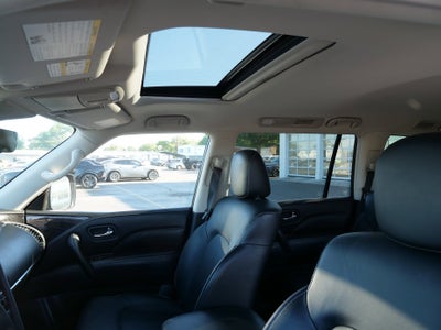 2024 INFINITI QX80 LUXE