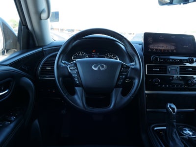 2024 INFINITI QX80 LUXE