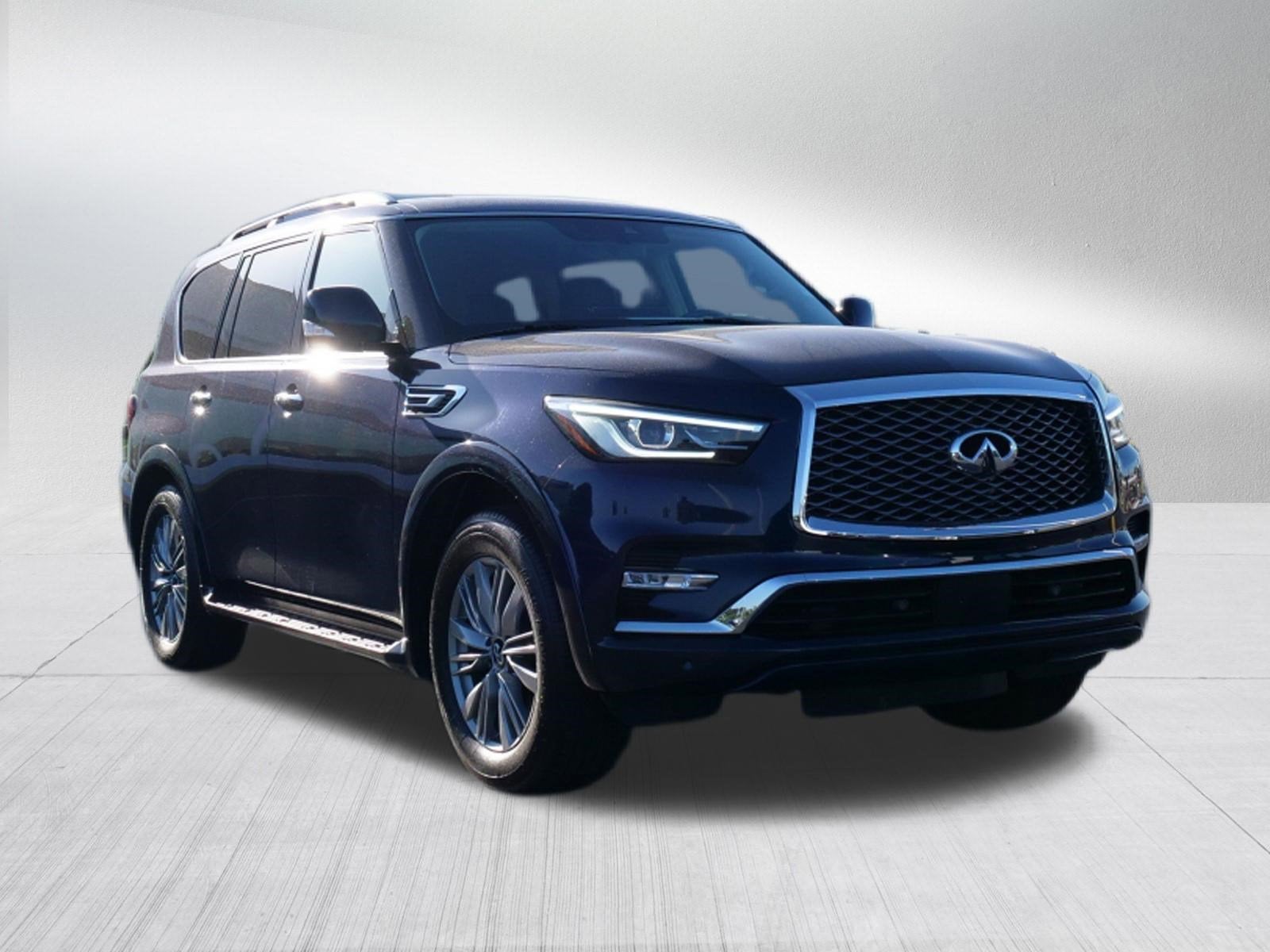 2024 INFINITI QX80 LUXE