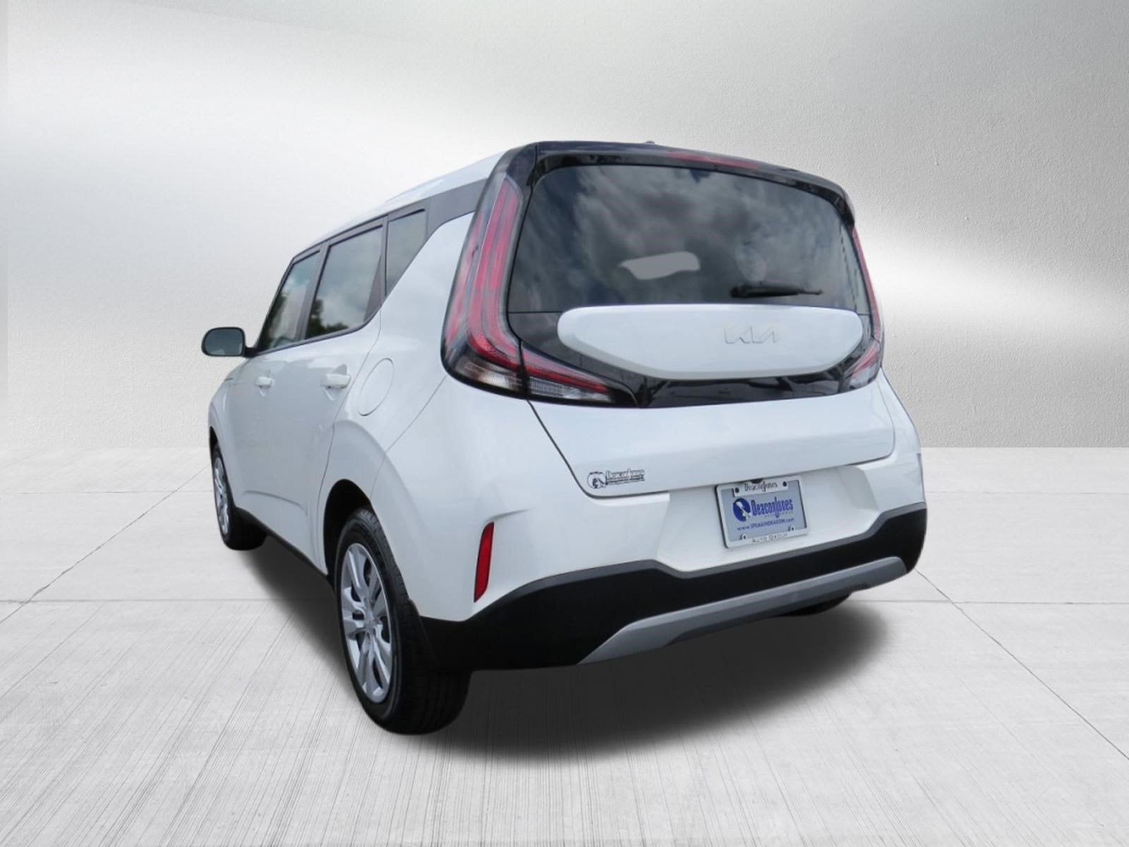 2024 Kia Soul LX