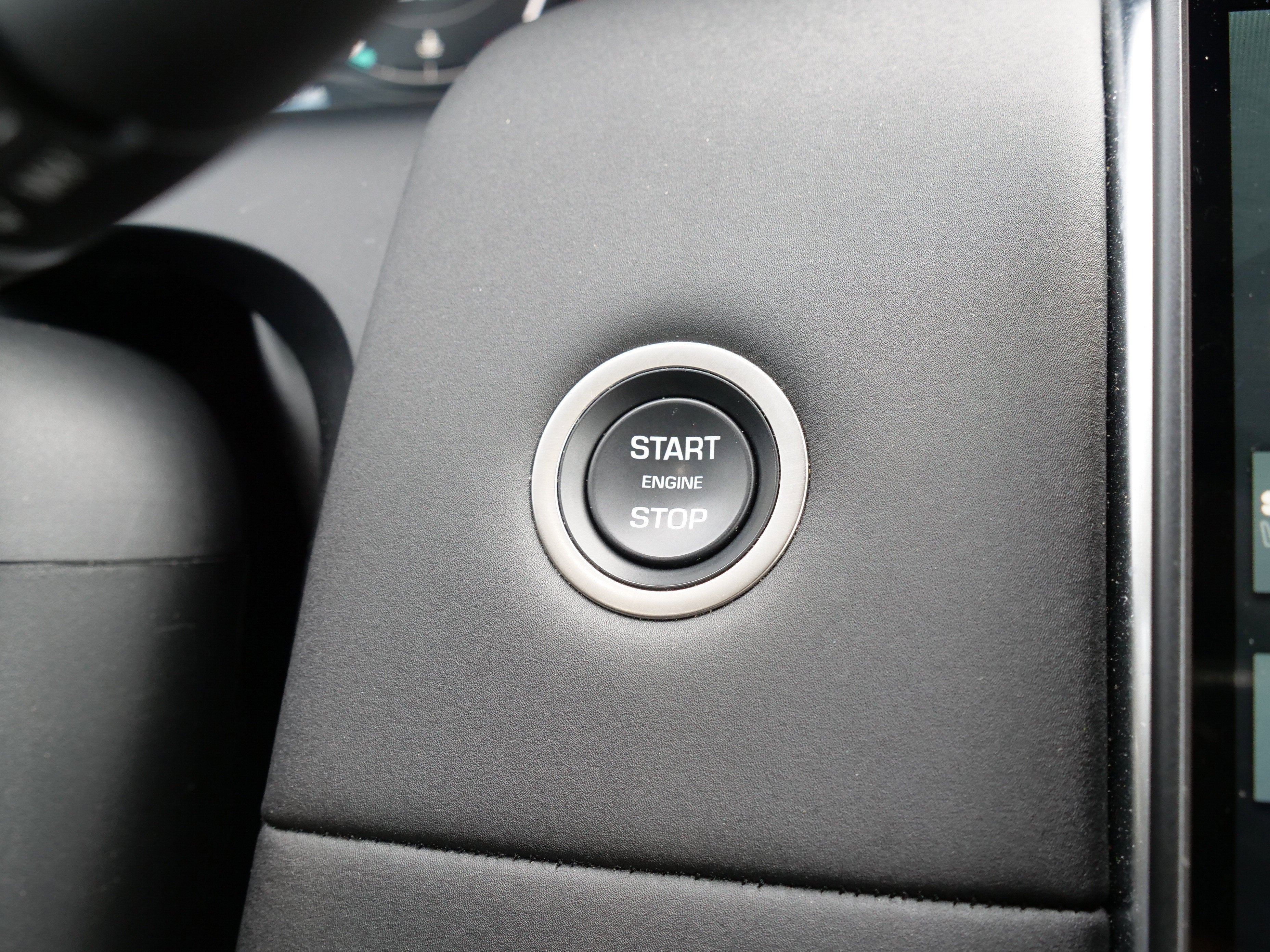 2025 Land Rover Discovery Sport S