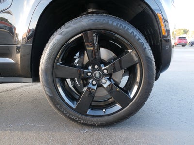 2024 Land Rover Defender V8