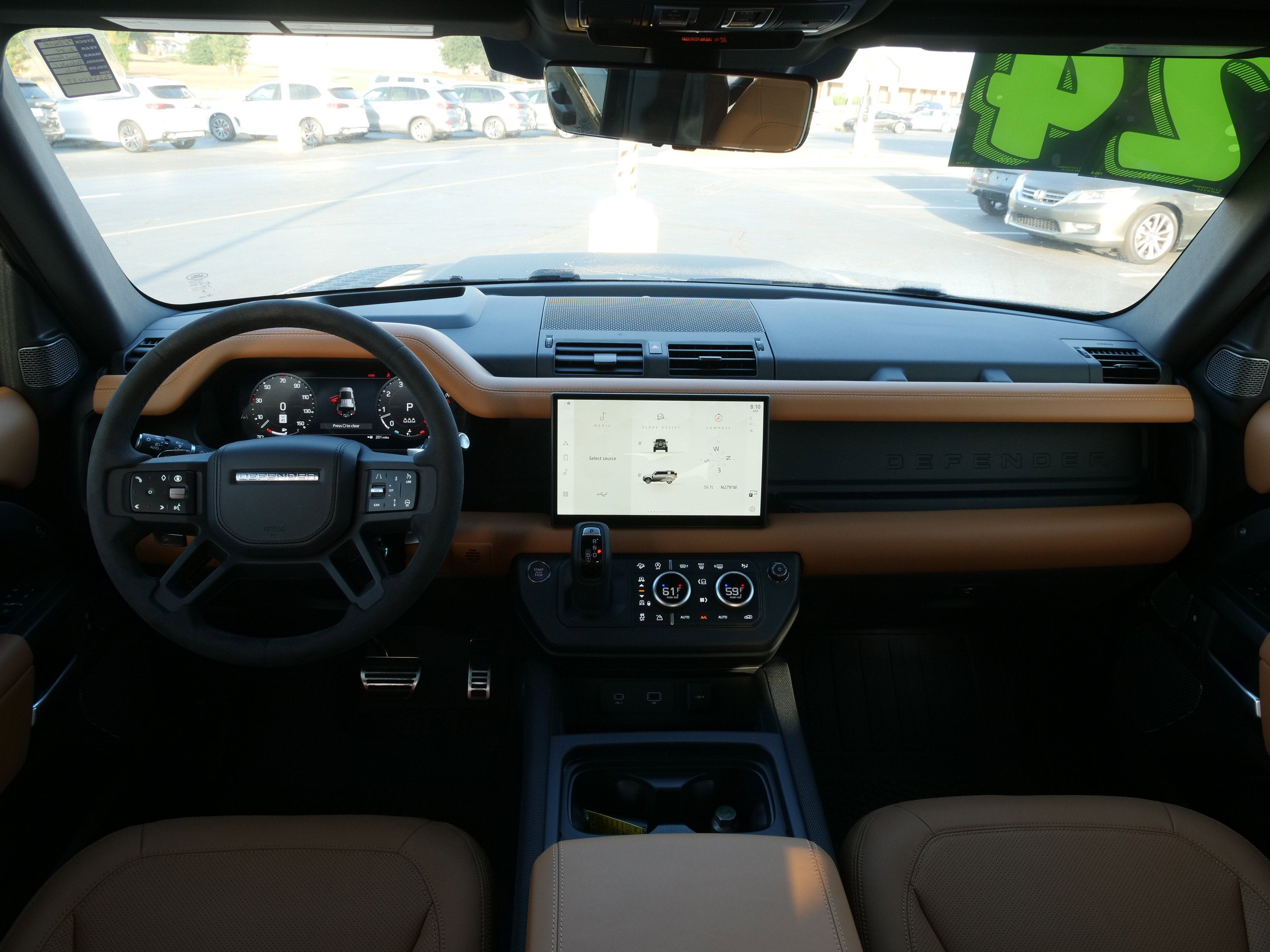 2024 Land Rover Defender V8