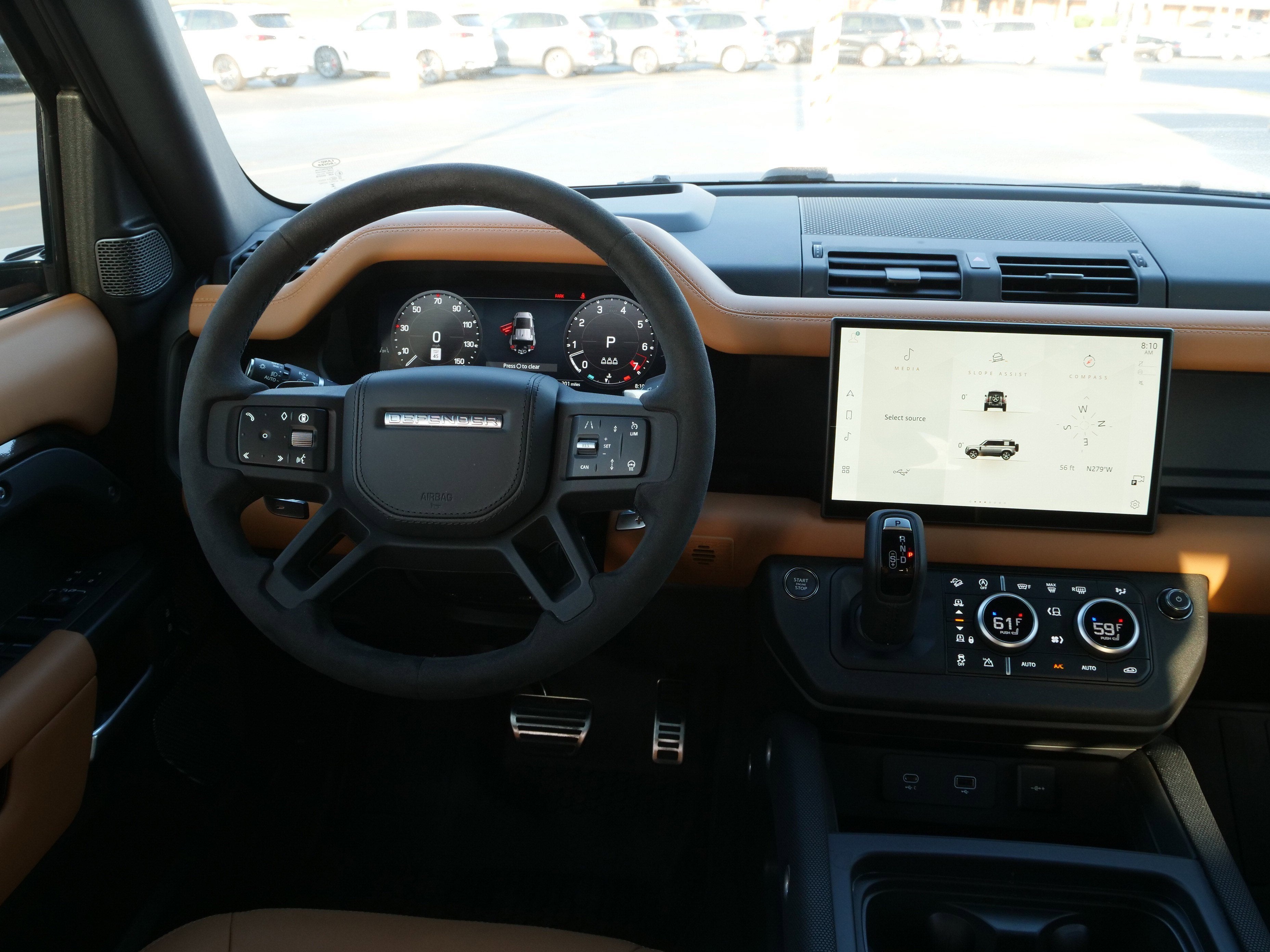 2024 Land Rover Defender V8