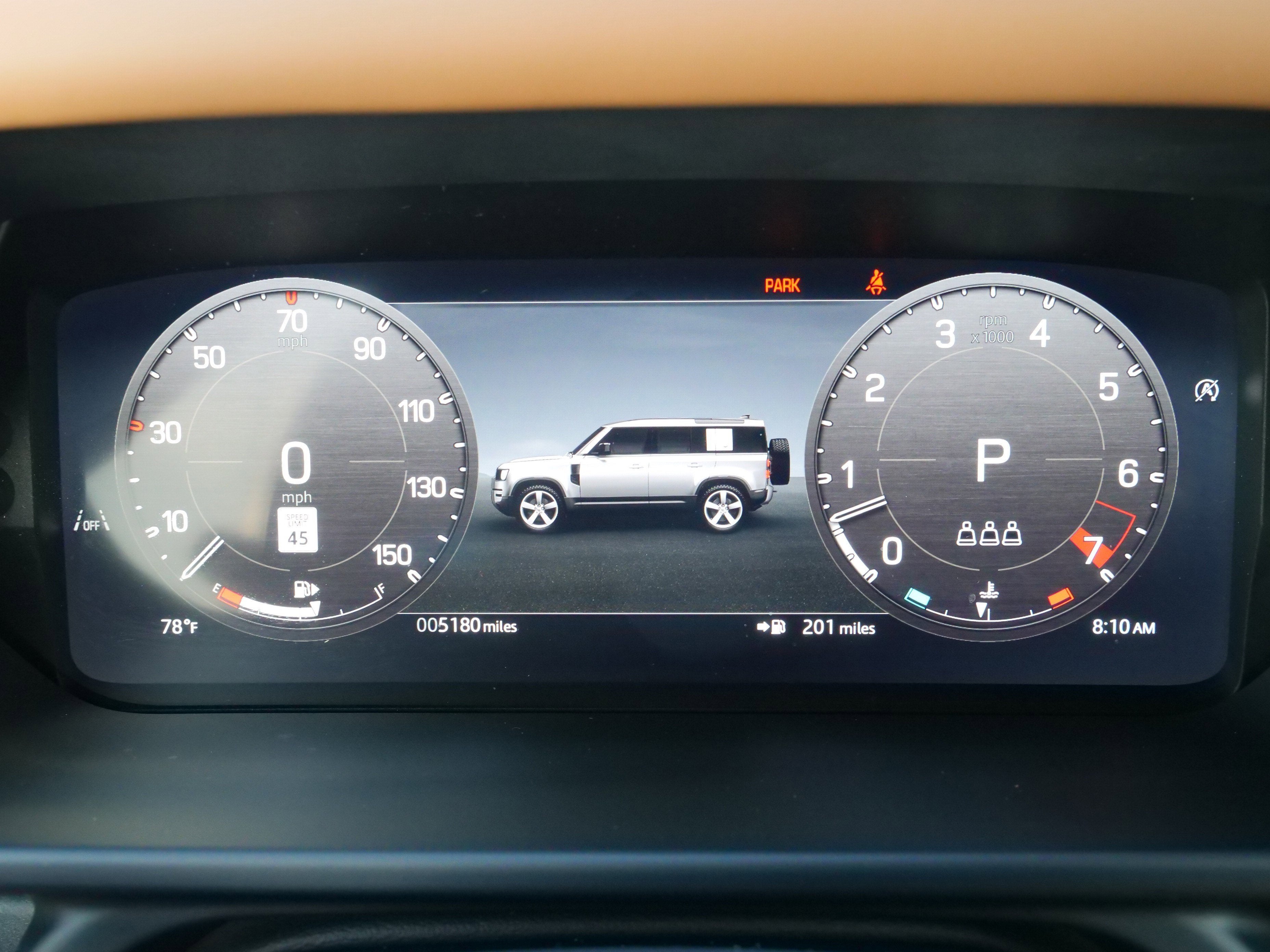 2024 Land Rover Defender V8