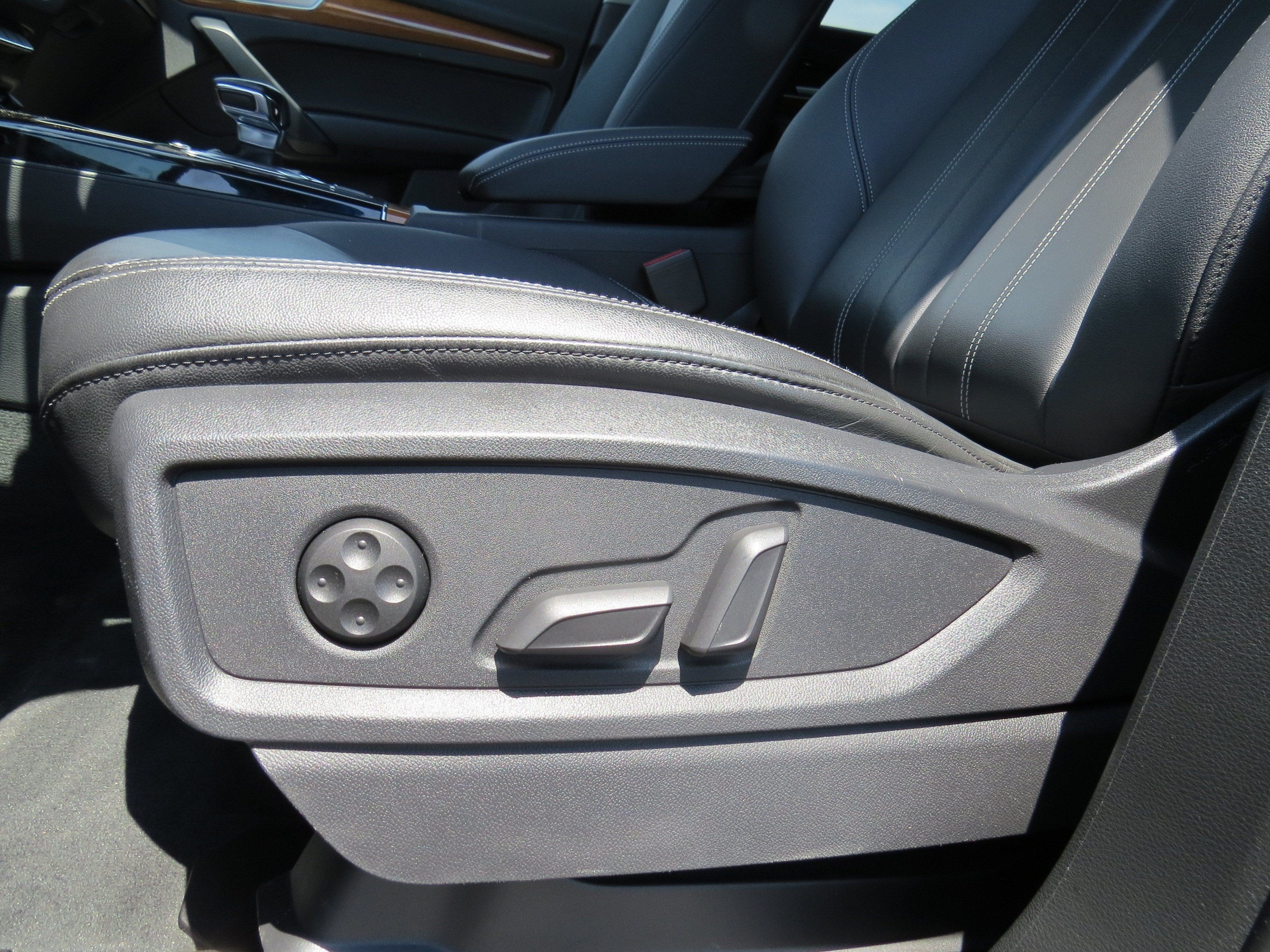 2023 Audi Q5 Premium