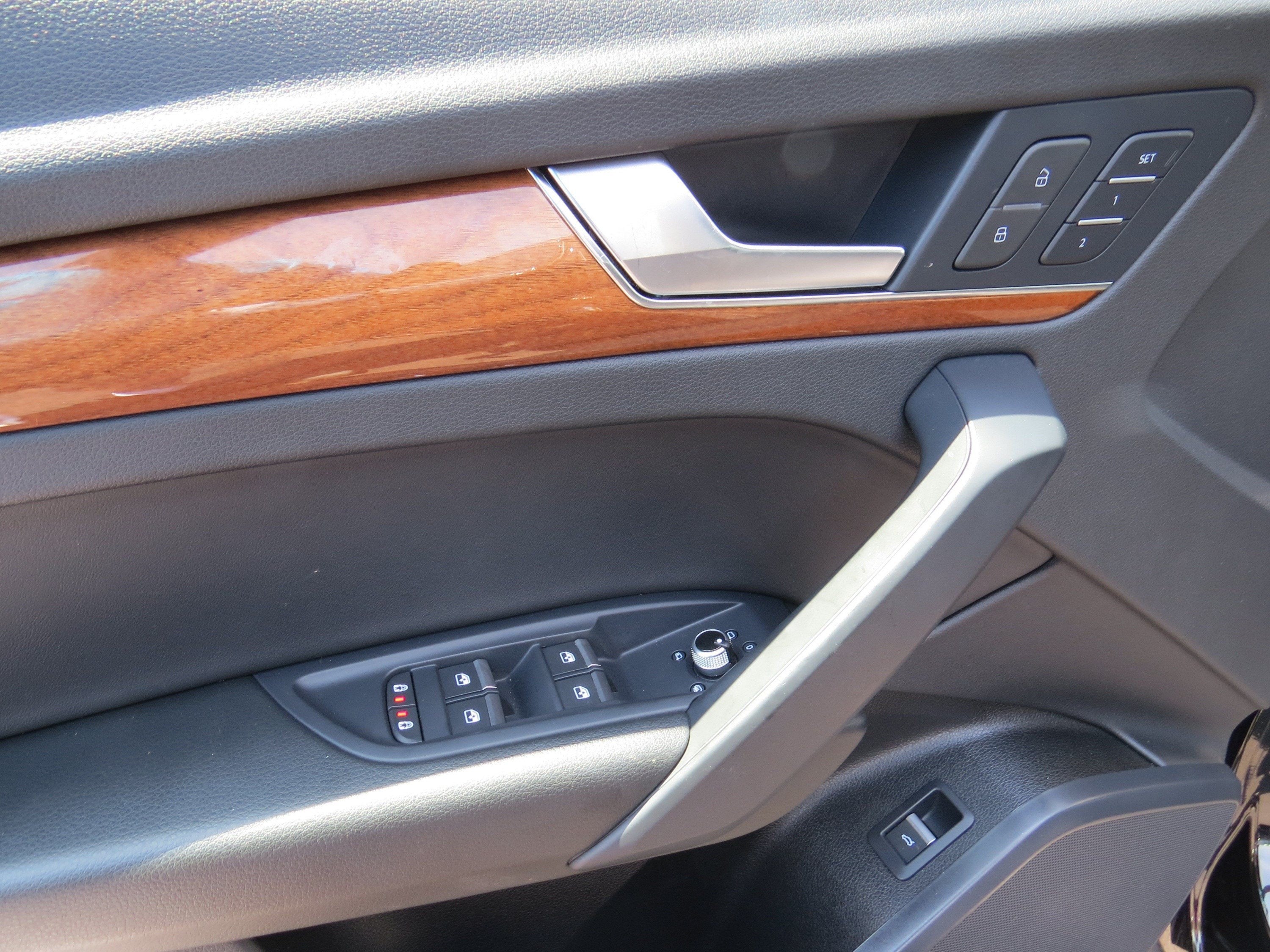 2023 Audi Q5 Premium