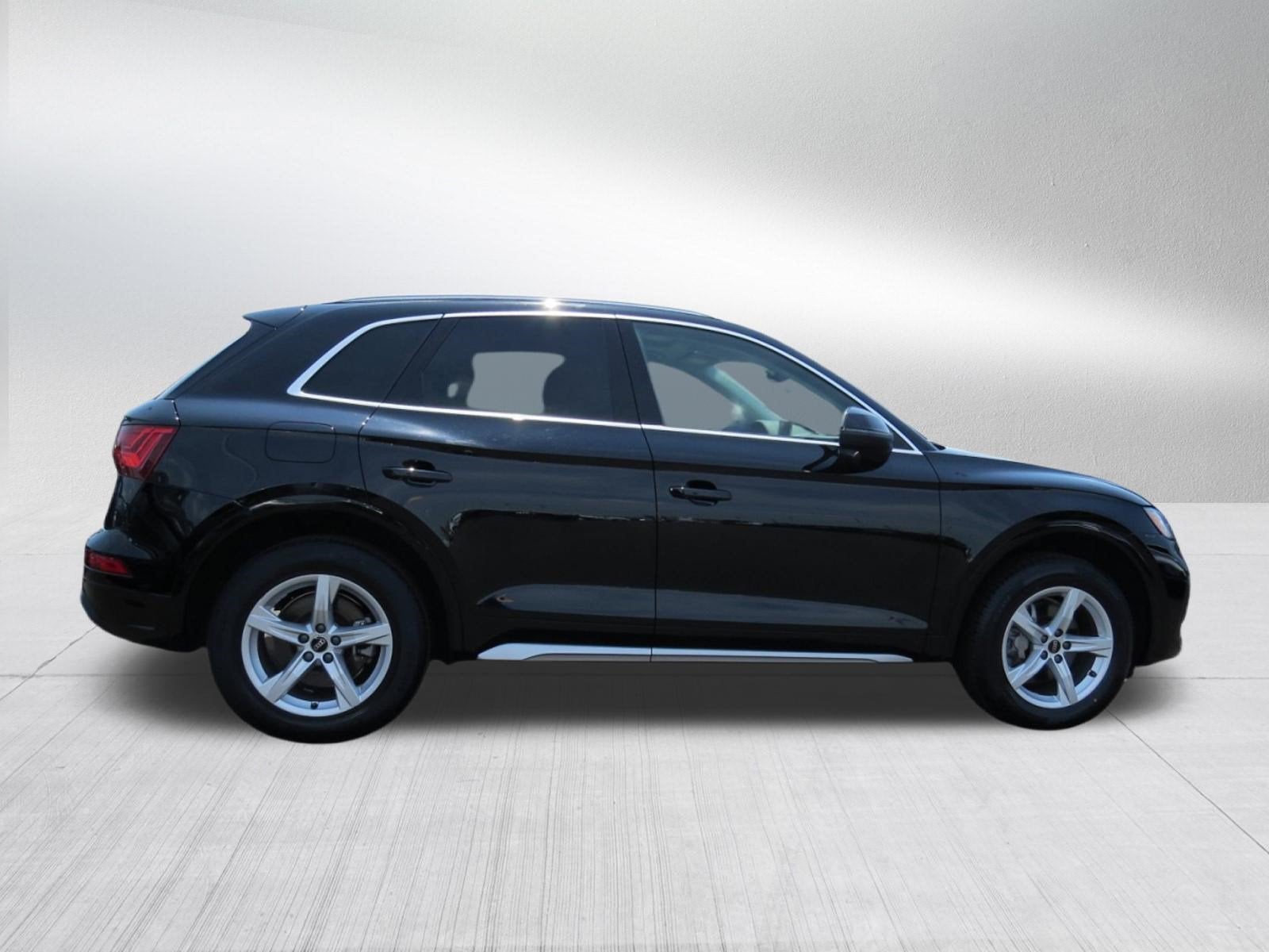 2023 Audi Q5 Premium