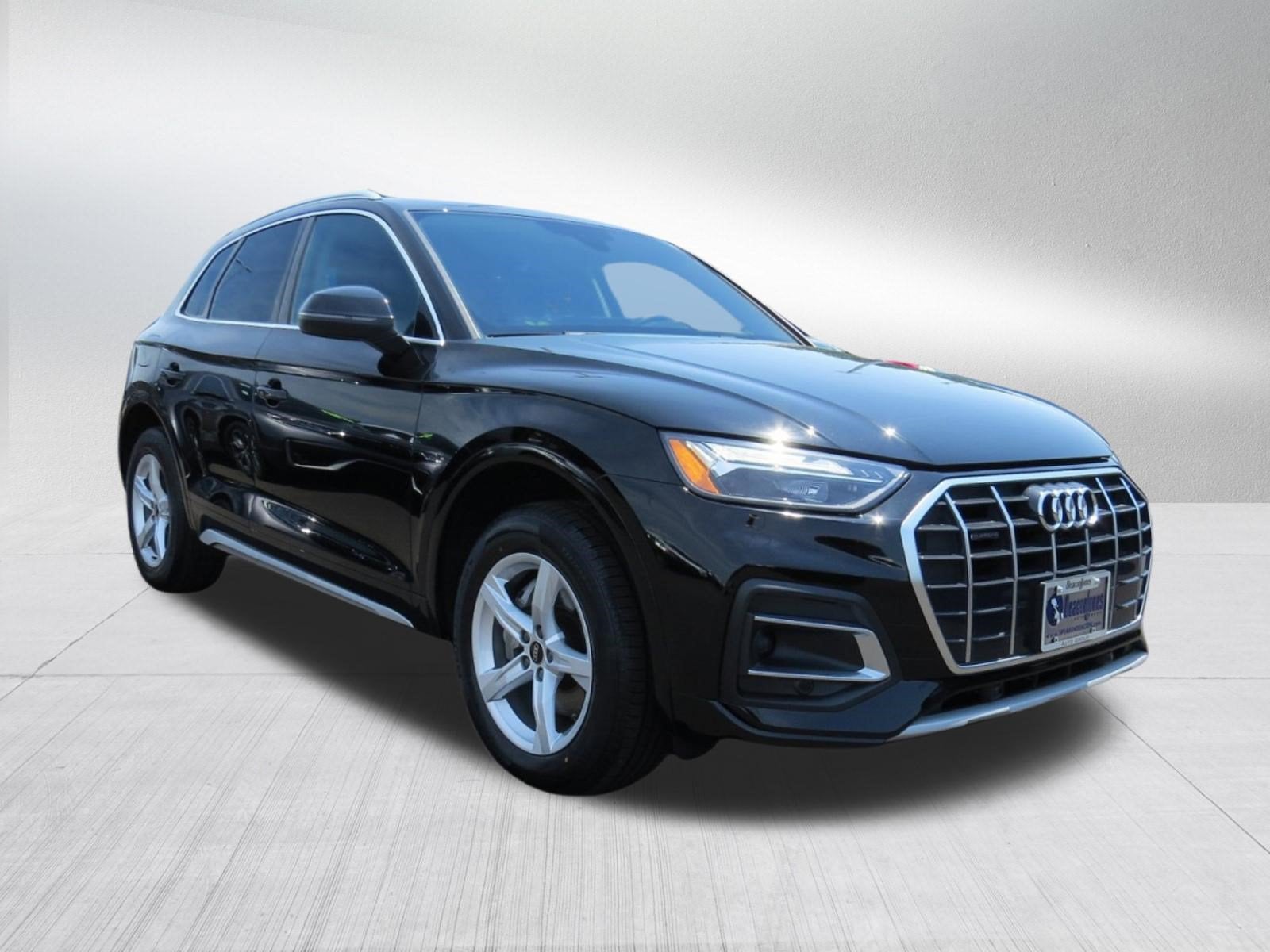 2023 Audi Q5 Premium
