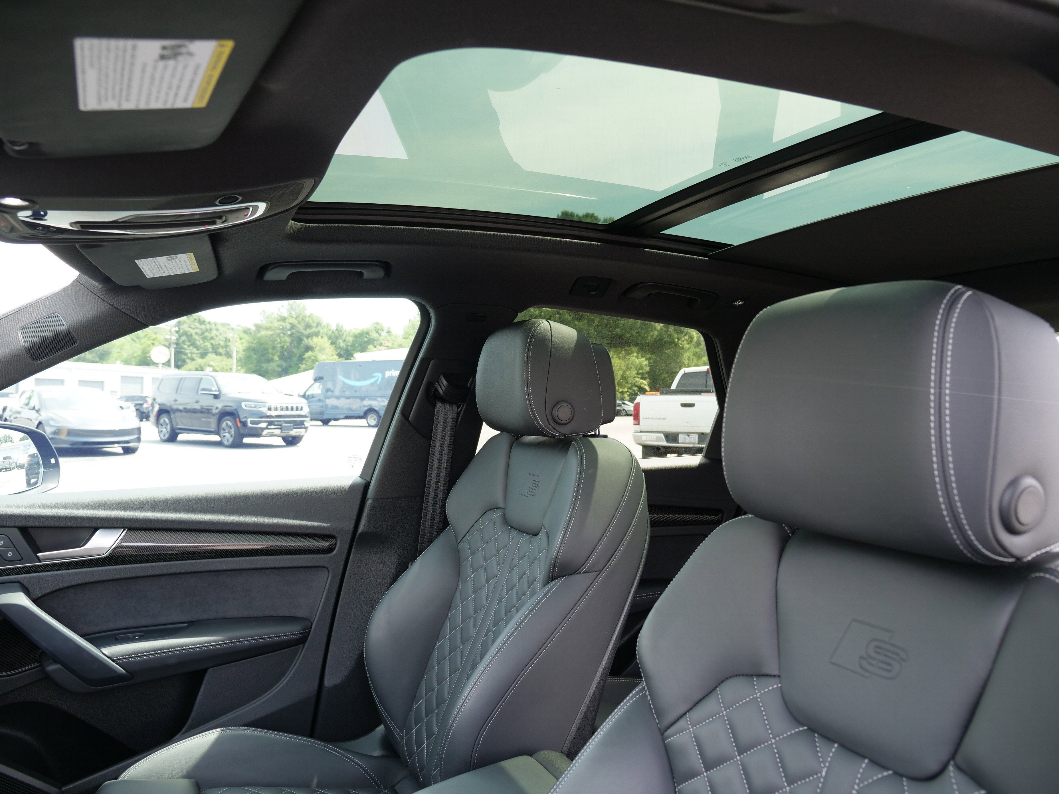 2025 Audi SQ5 Premium Plus
