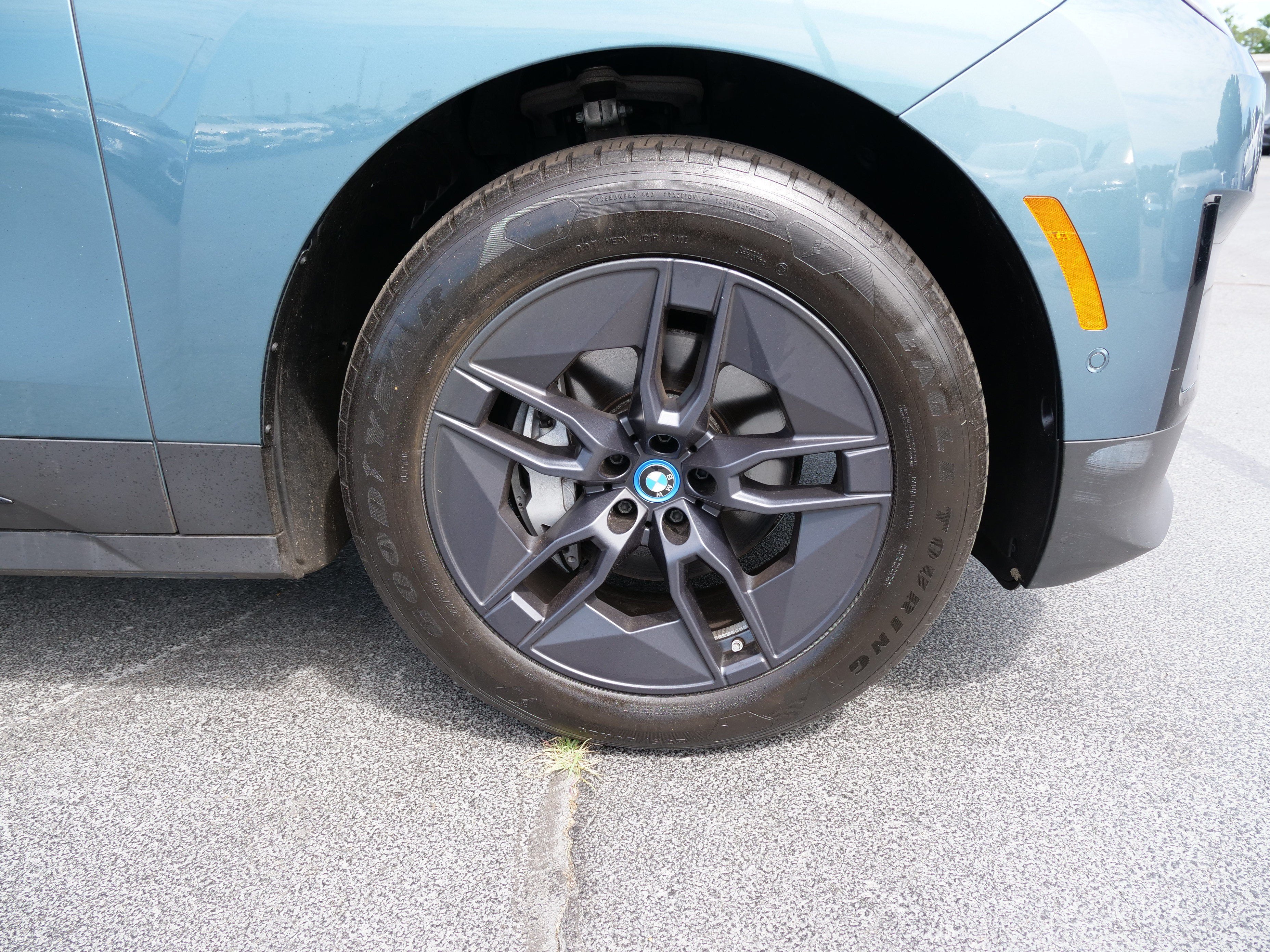 2023 BMW iX xDrive50
