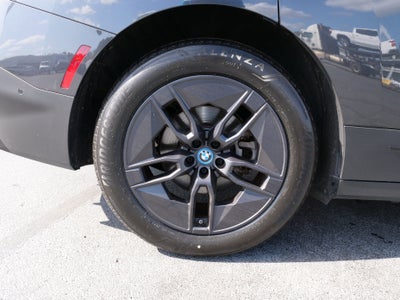 2025 BMW iX xDrive50