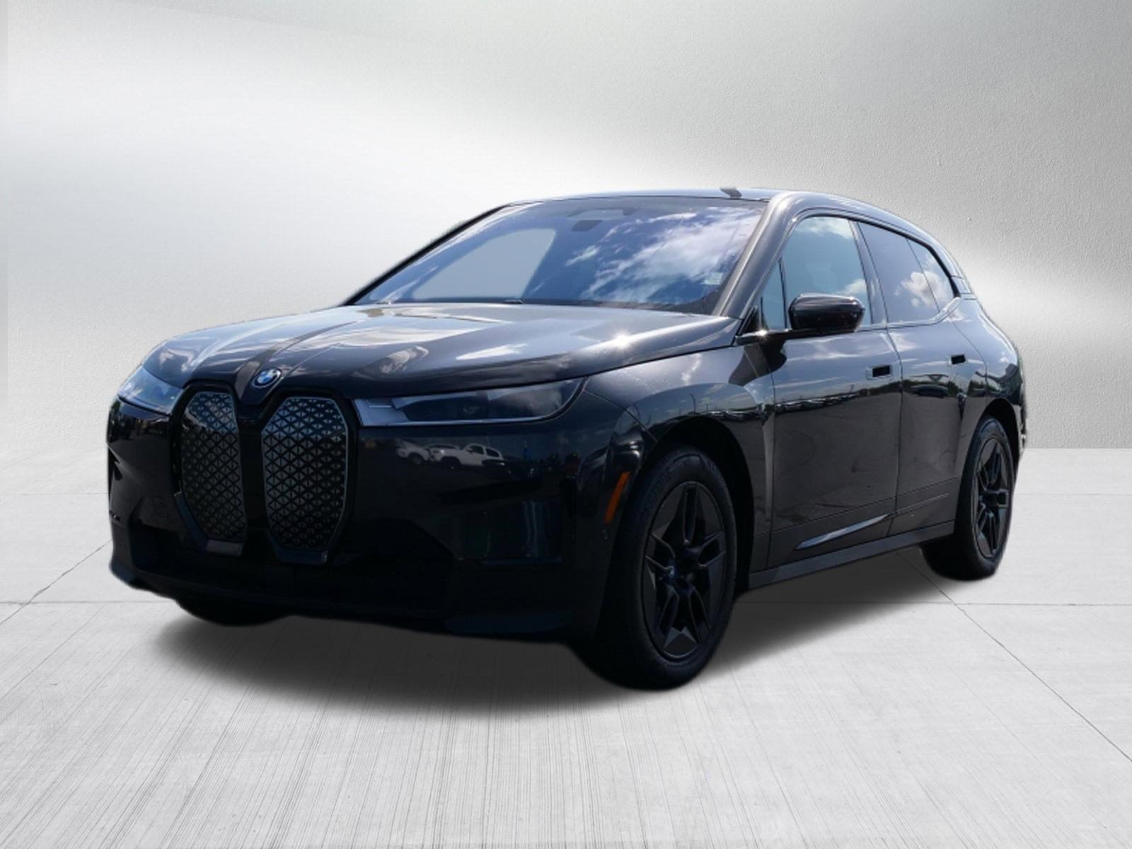 2025 BMW iX xDrive50